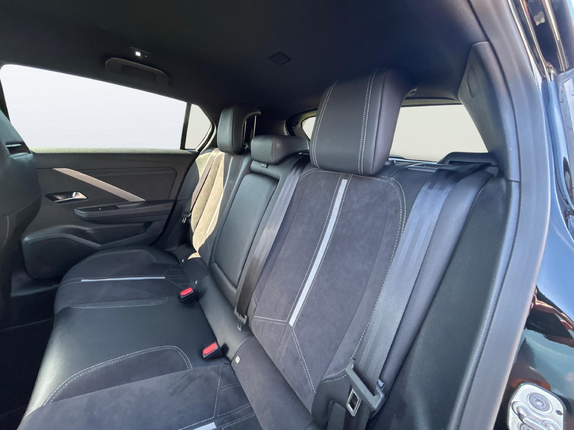 OPEL Astra 1.6 T PHEV 225 GSe-image-6