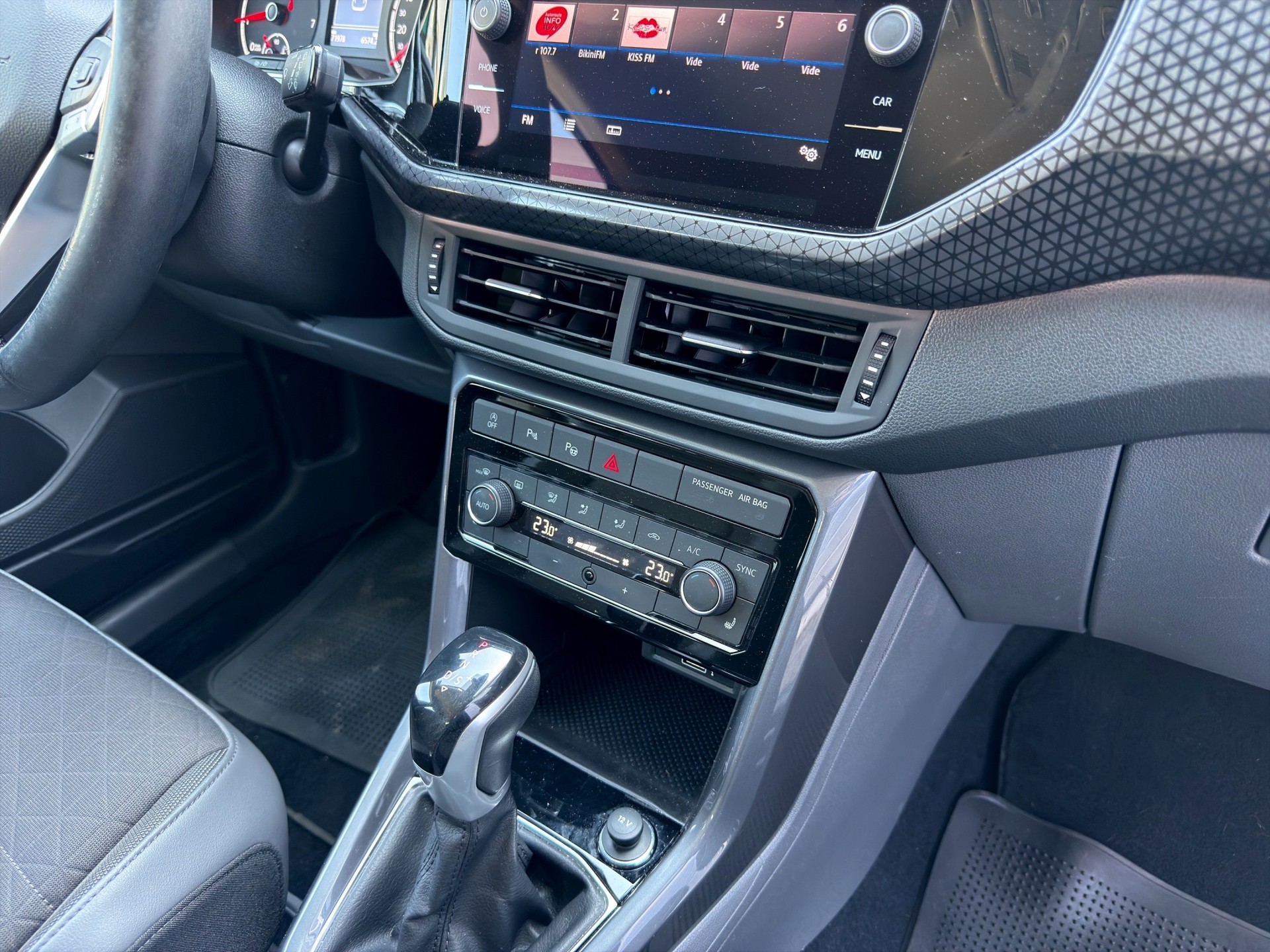 VW T-Cross 1.0 TSI Style DSG-image-23