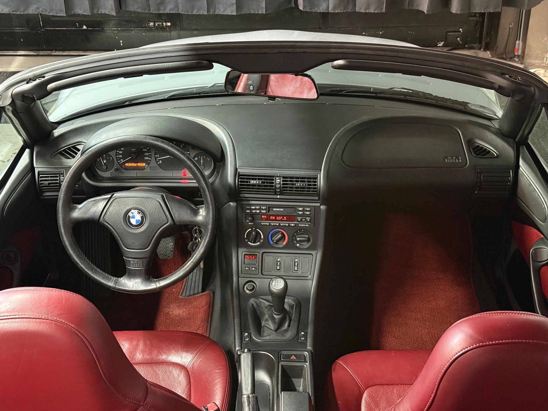 BMW Z3 1.9i Roadster-image-13
