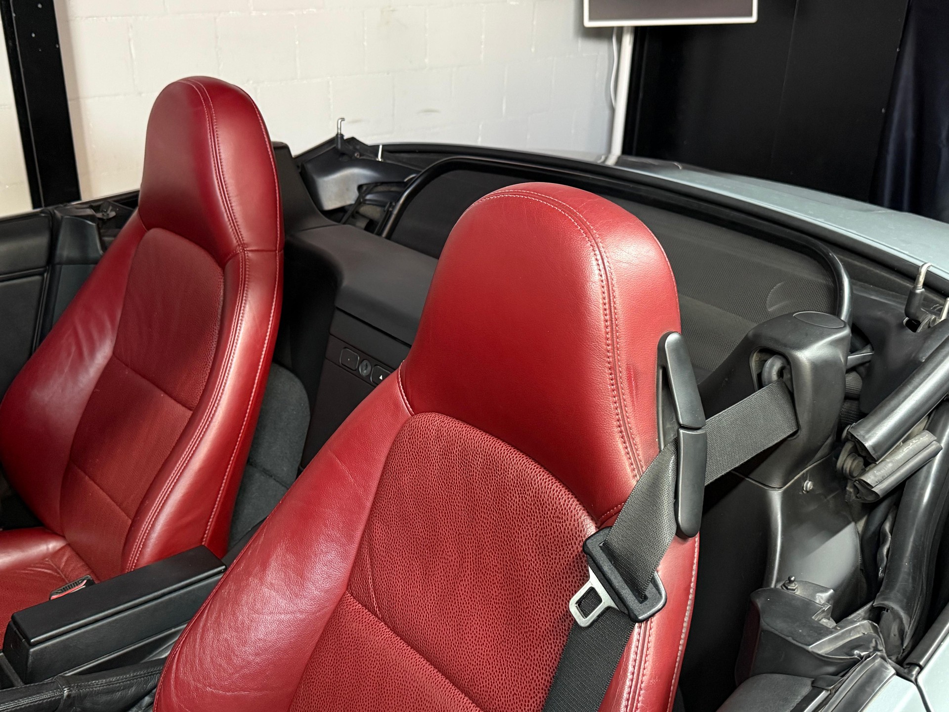 BMW Z3 1.9i Roadster-image-12