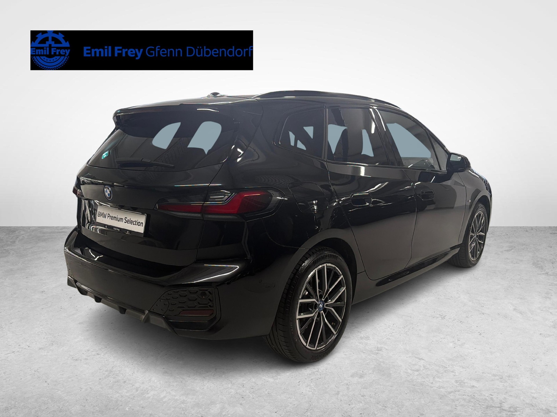 BMW 230e xDrive paddles Active Tourer-image-4