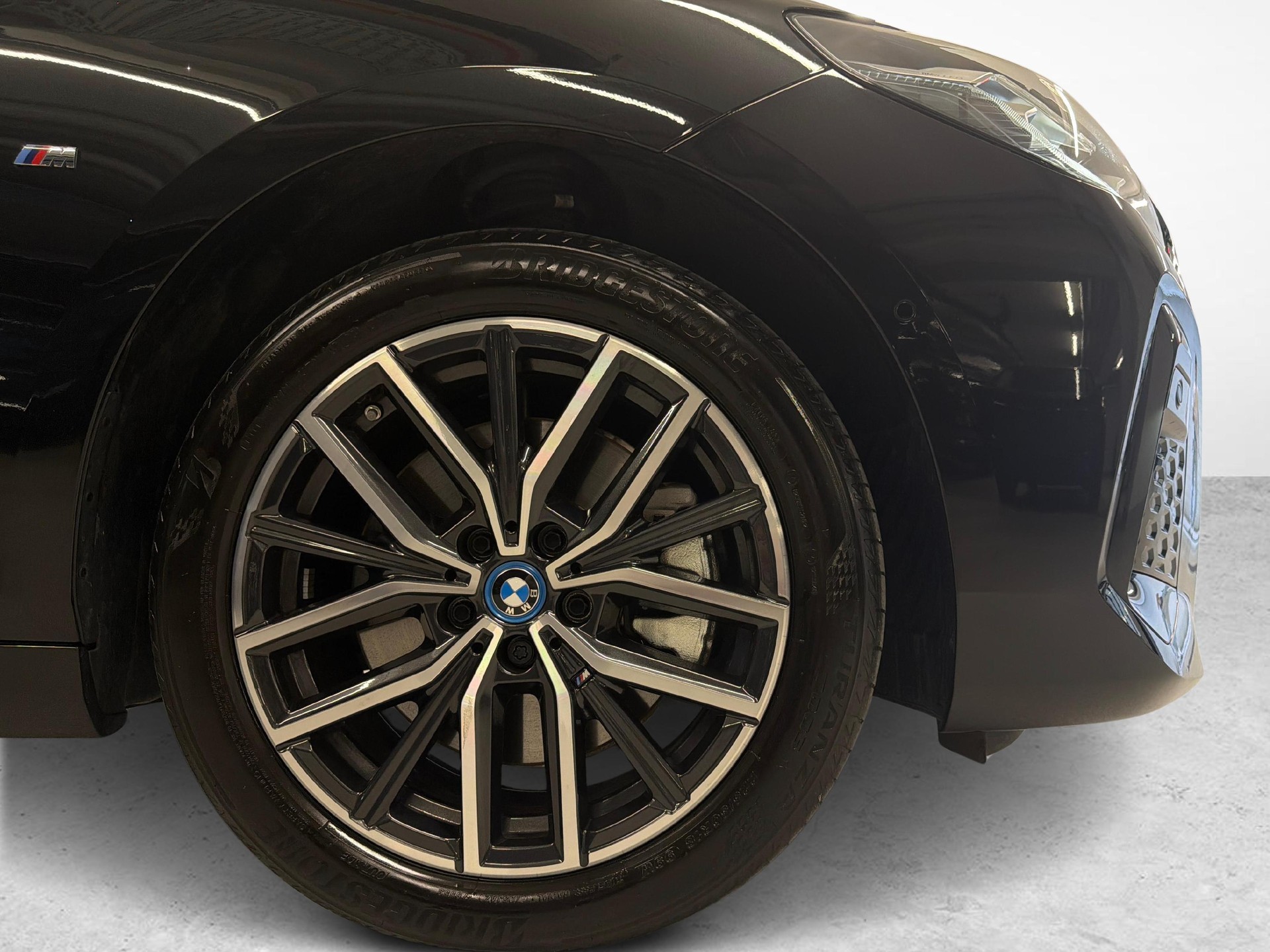 BMW 230e xDrive paddles Active Tourer-image-19