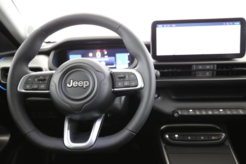 JEEP Avenger Summit-image-6