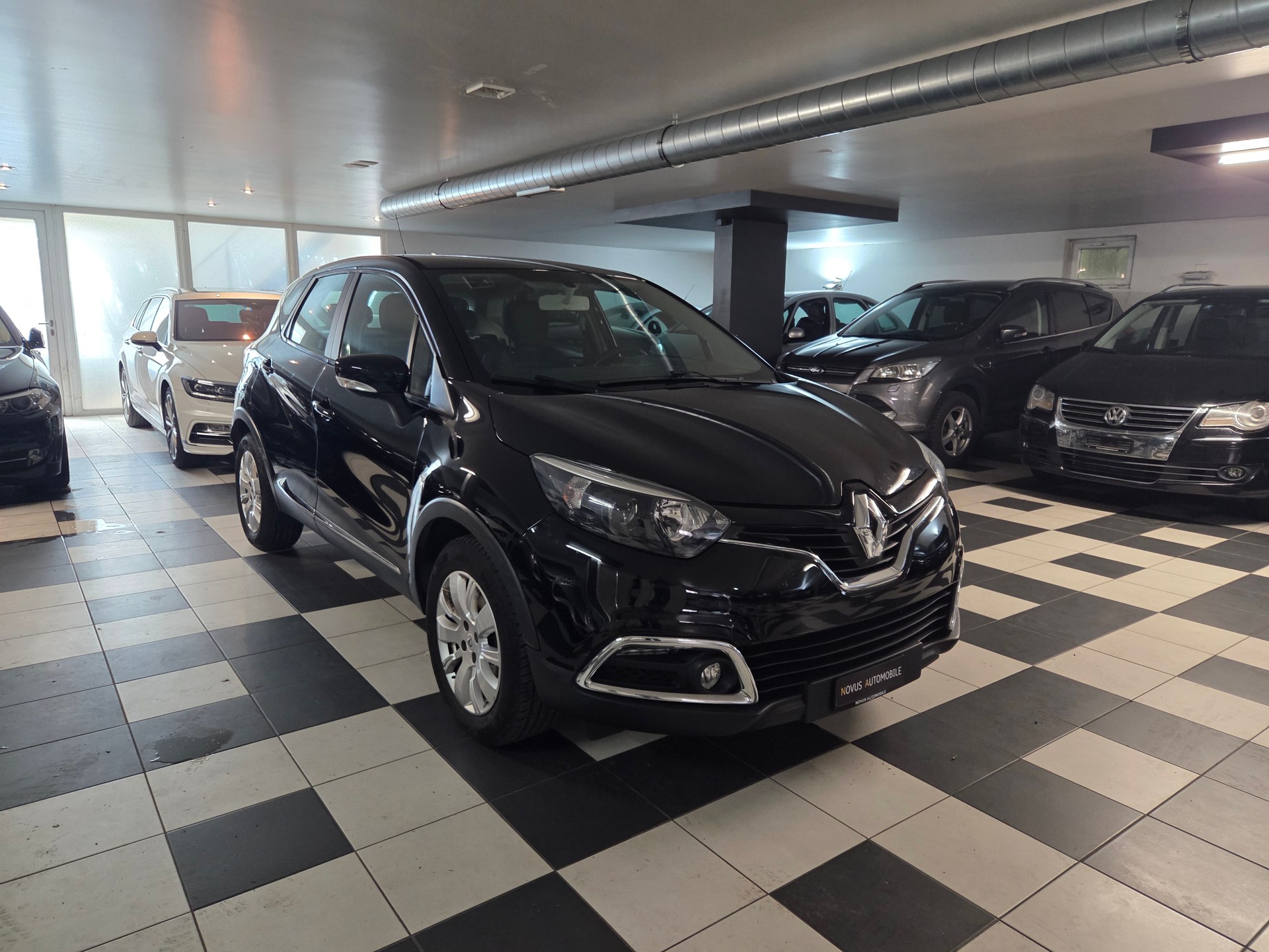 RENAULT Captur 1.2 T 16V Privilège EDC-image-5