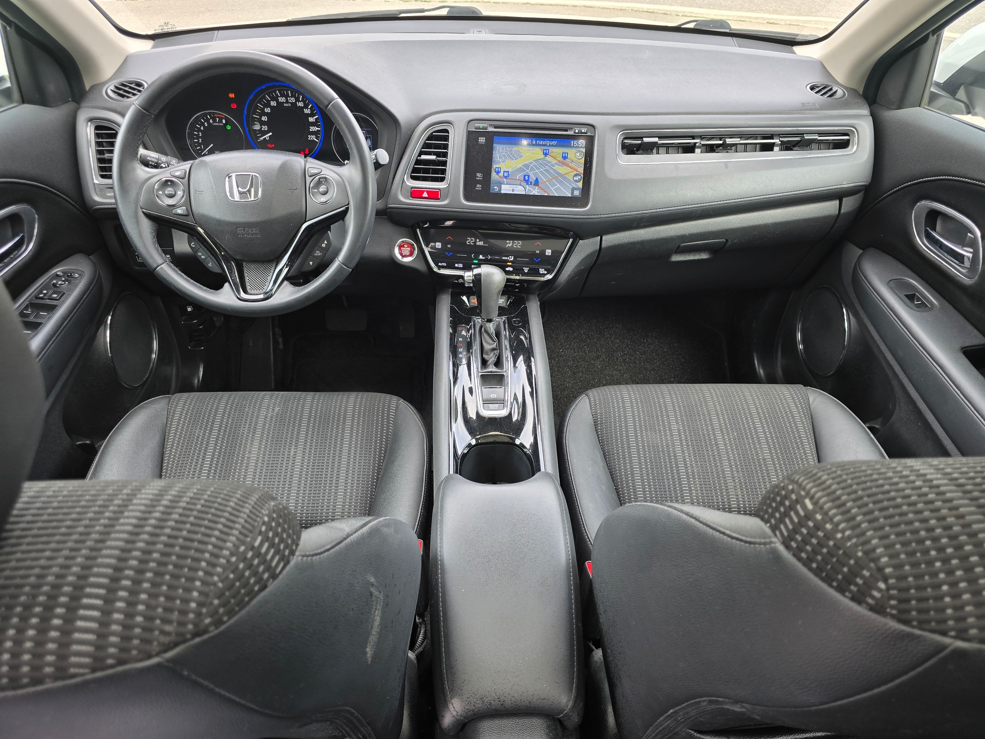 HONDA HR-V 1.5i-VTEC Executive CVT-image-13