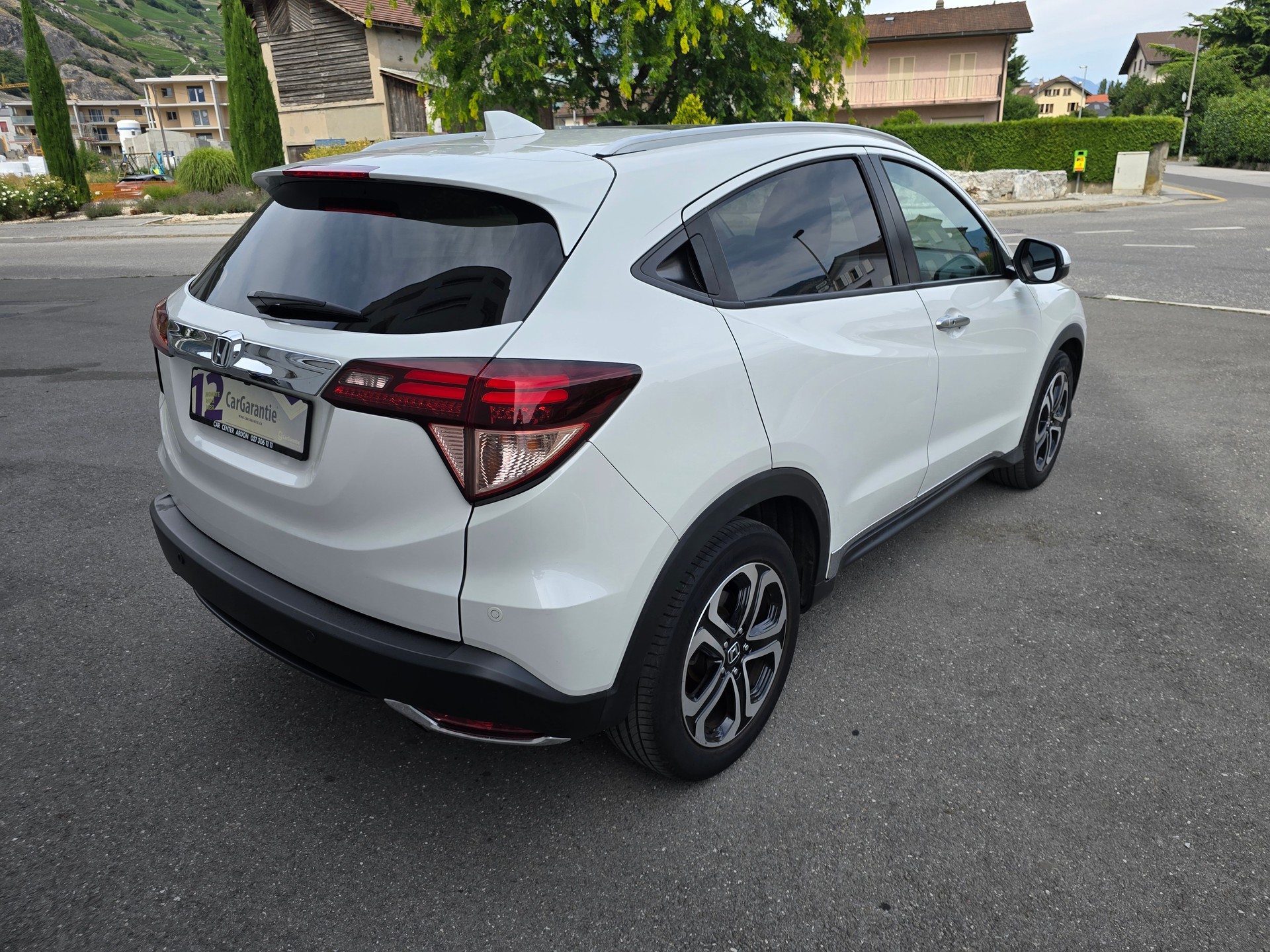 HONDA HR-V 1.5i-VTEC Executive CVT-image-5