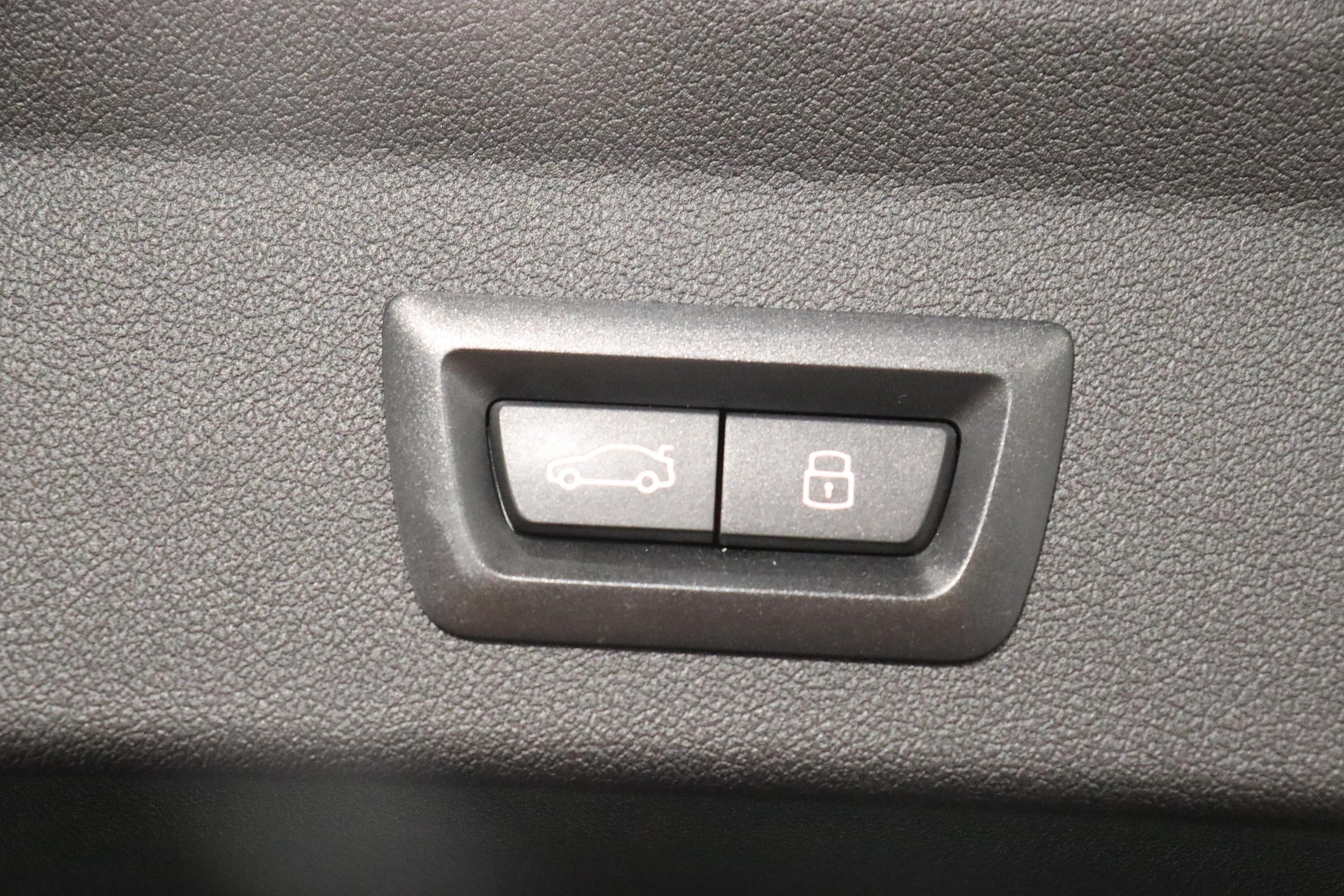 BMW 128ti-image-5