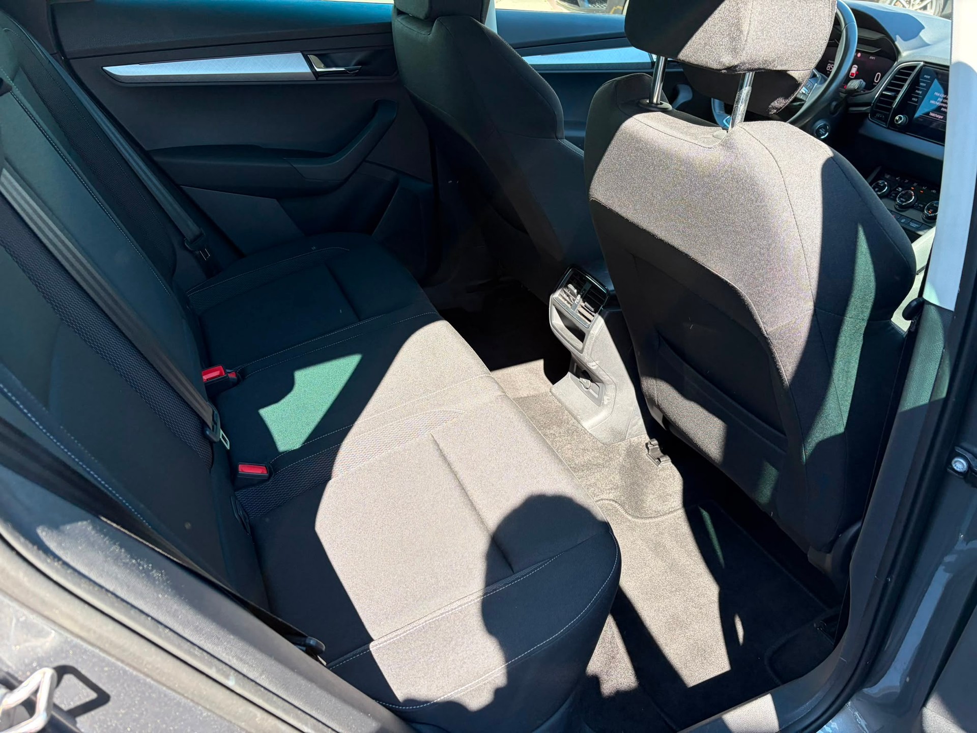 SKODA Karoq 2.0 TDI CR Ambition 4x4 DSG-image-15