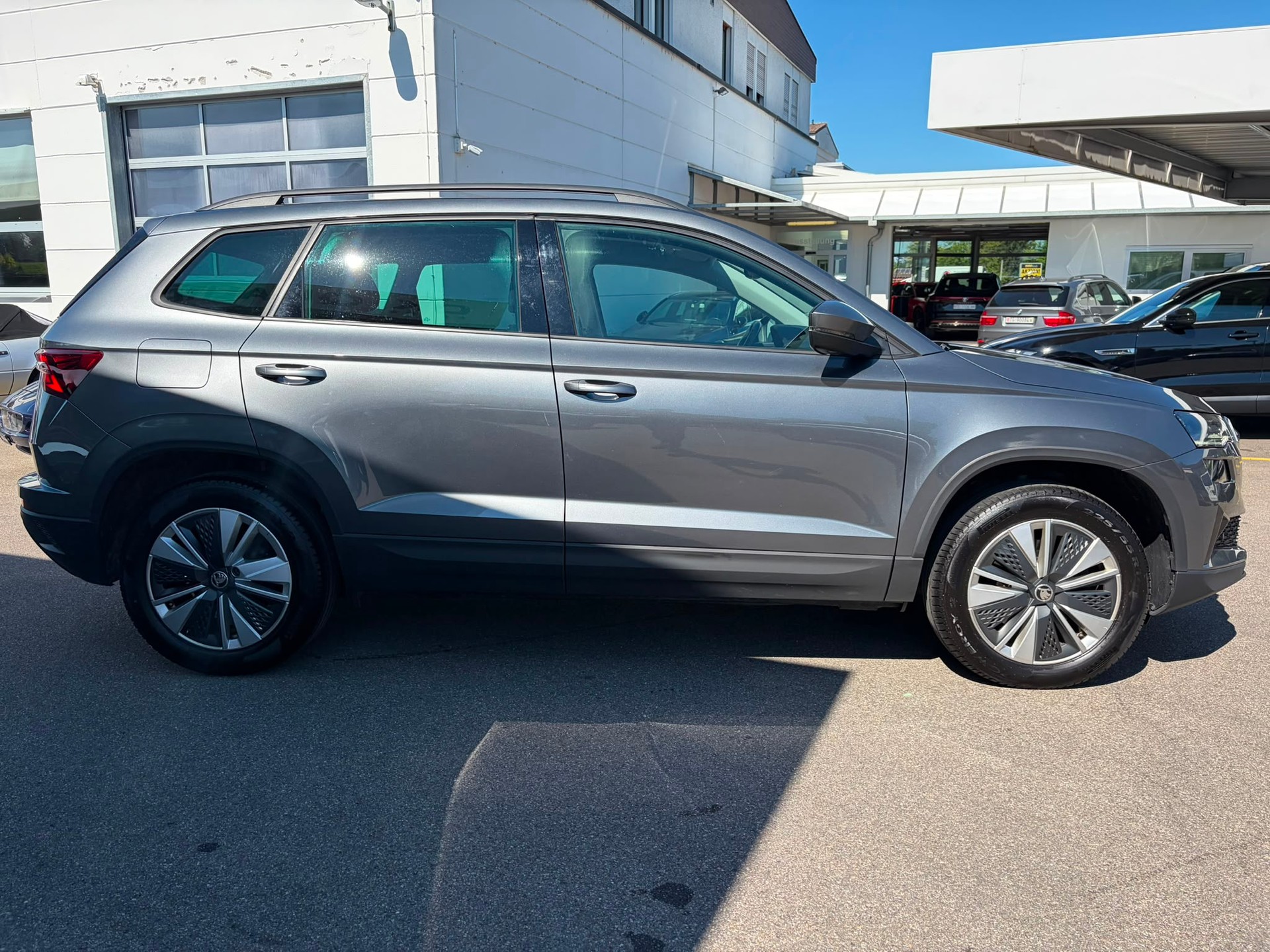 SKODA Karoq 2.0 TDI CR Ambition 4x4 DSG-image-7