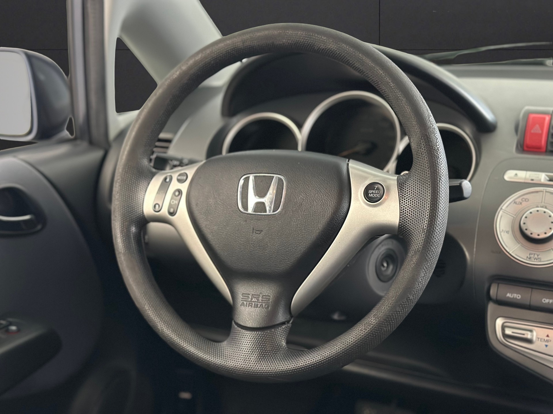 HONDA Jazz 1.4i LS Formula 1 CVT Automat-image-16