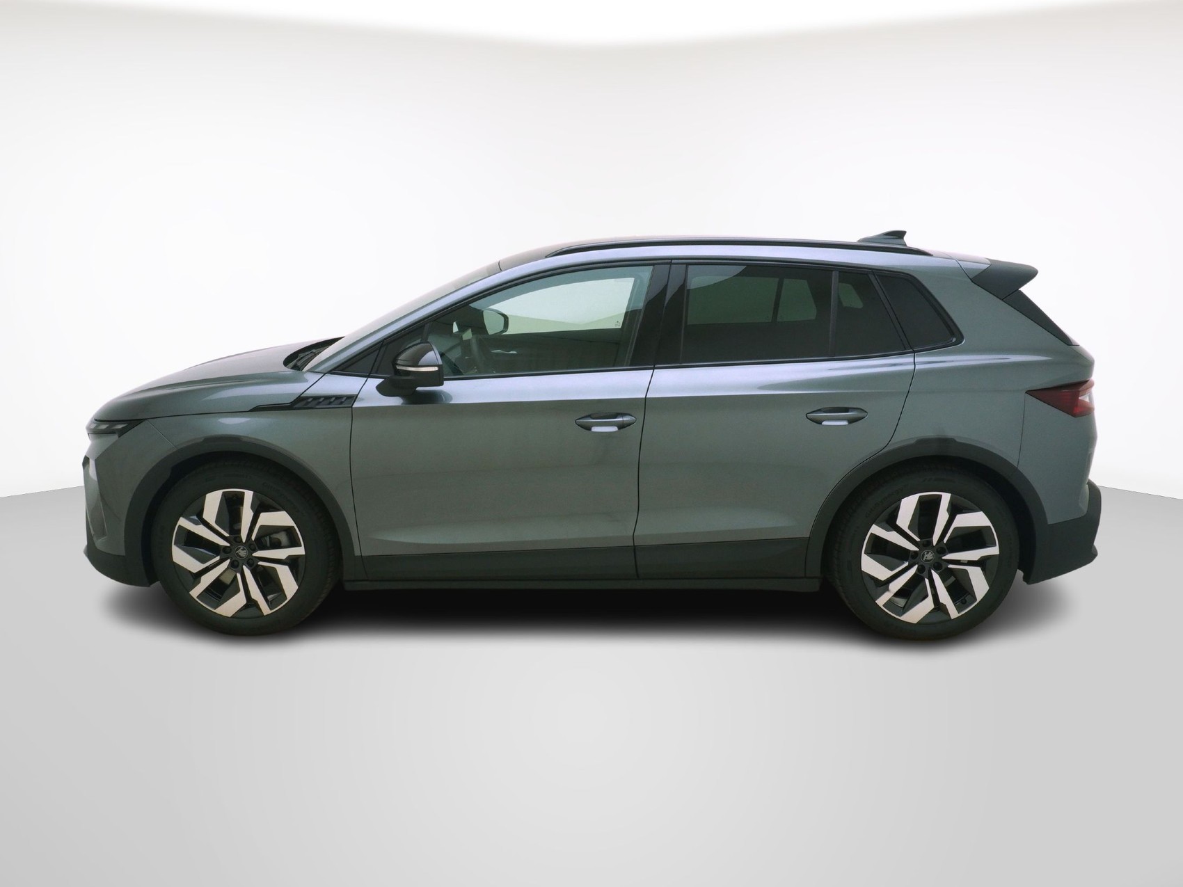 SKODA Elroq 85x SportLine Plus 4x4-image-1