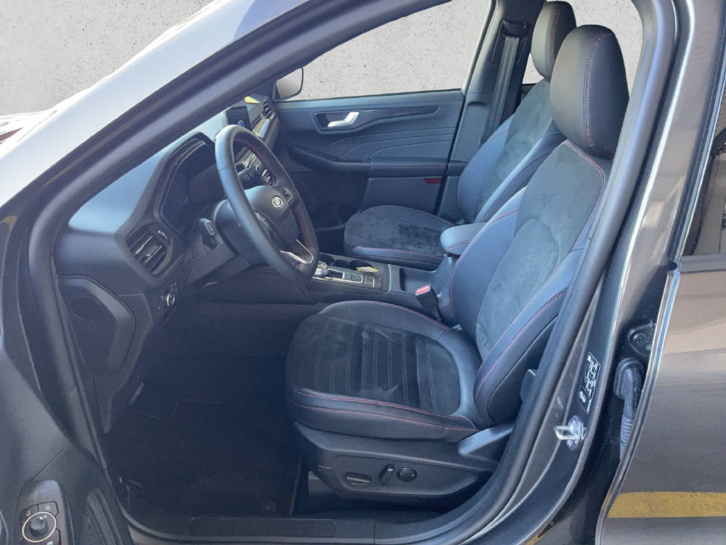 FORD Kuga 2.5 Hybrid ST-Line X 4x4-image-8