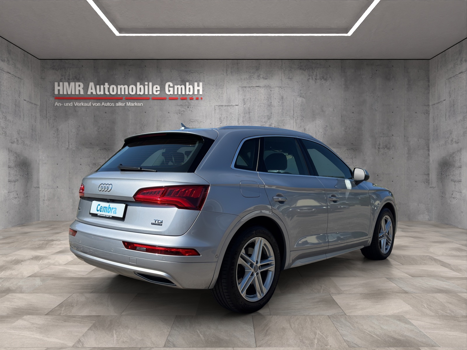 AUDI Q5 2.0 TDI quattro-image-3