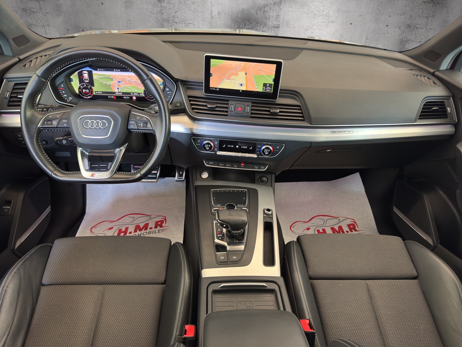 AUDI Q5 2.0 TDI quattro-image-9