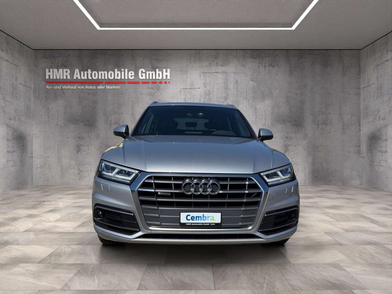 AUDI Q5 2.0 TDI quattro-image-4