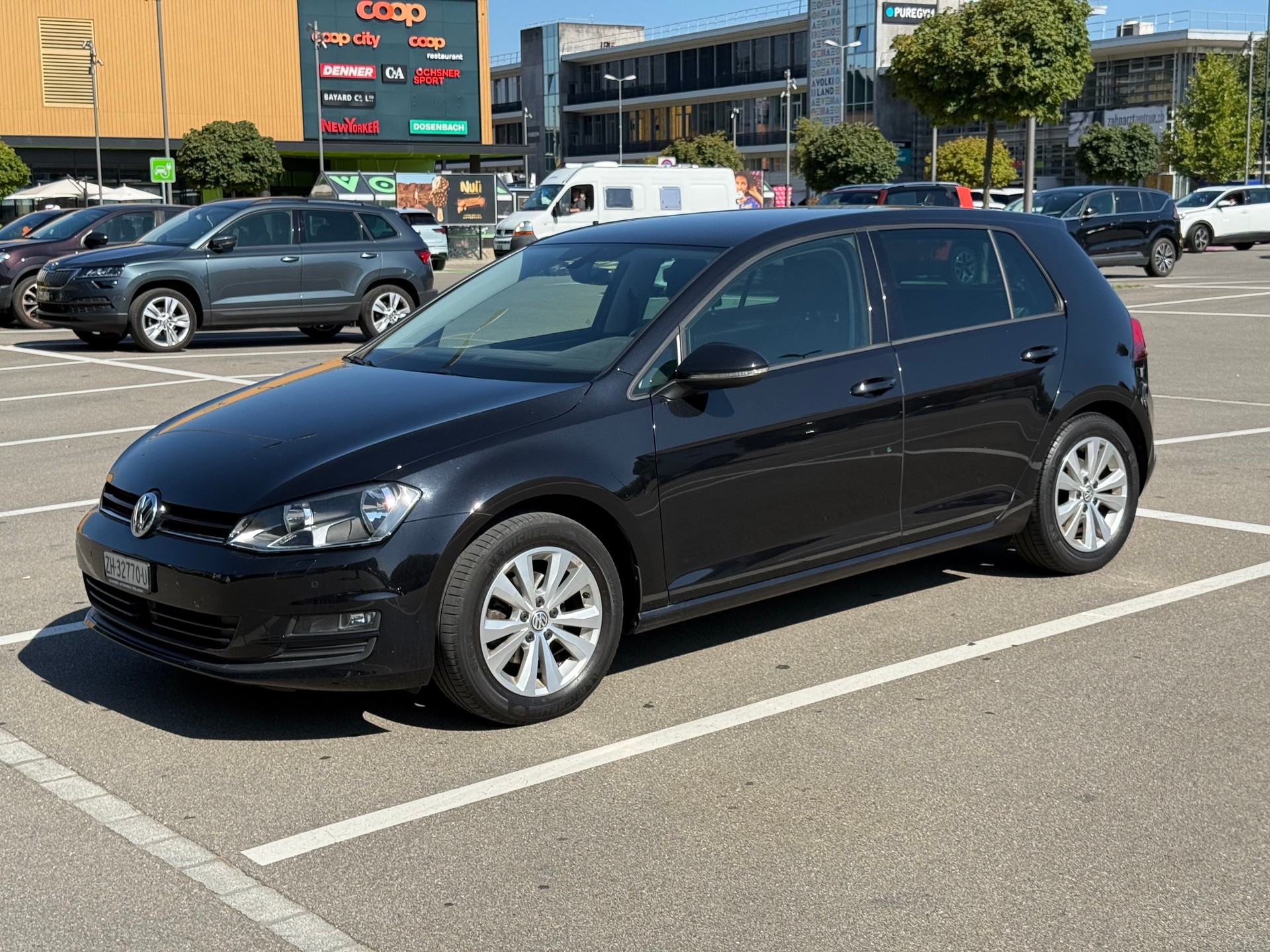 VW Golf 1.2 TSI Value DSG-image-0