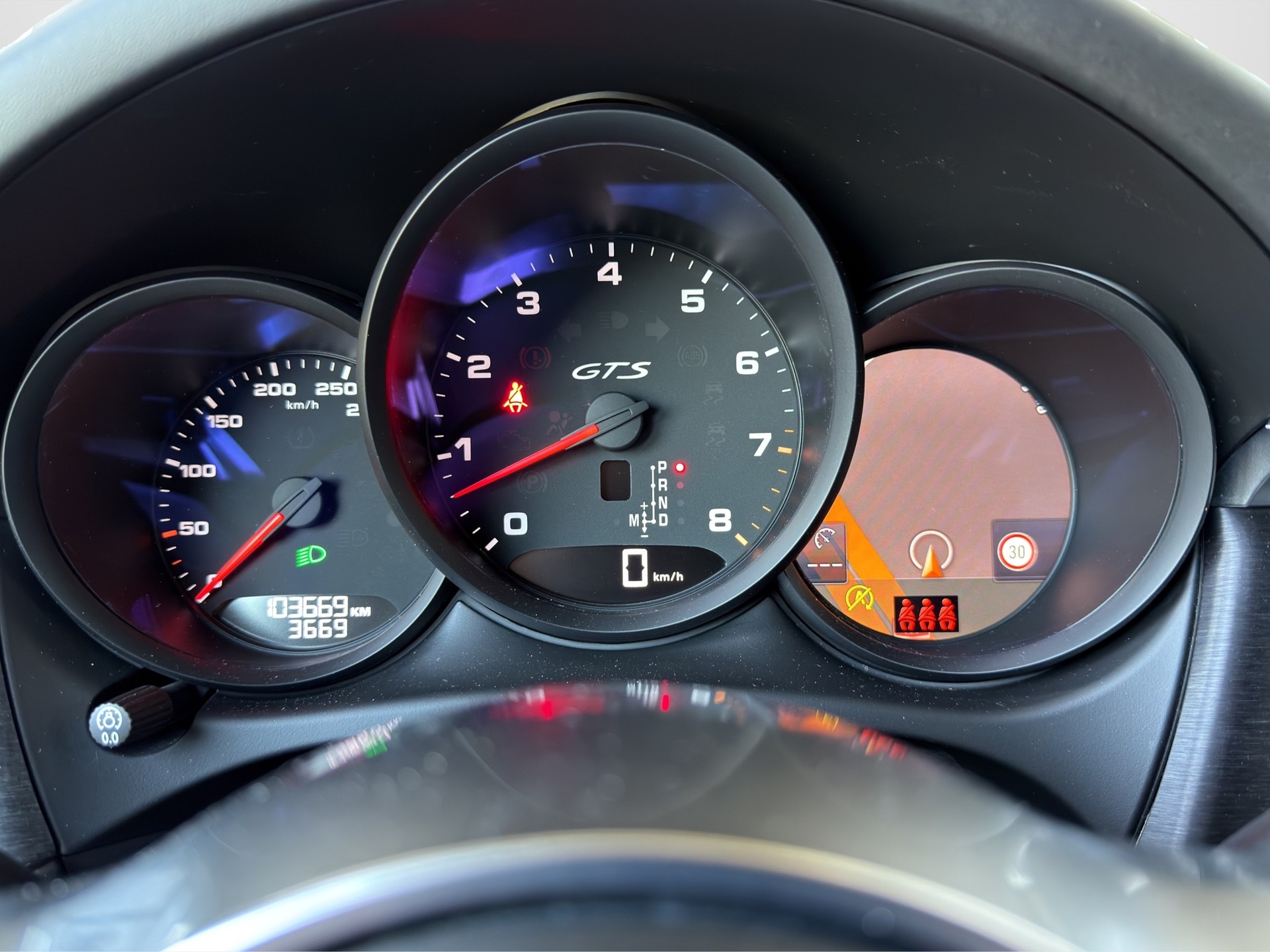 PORSCHE Macan 2.9 V6 GTS-image-18