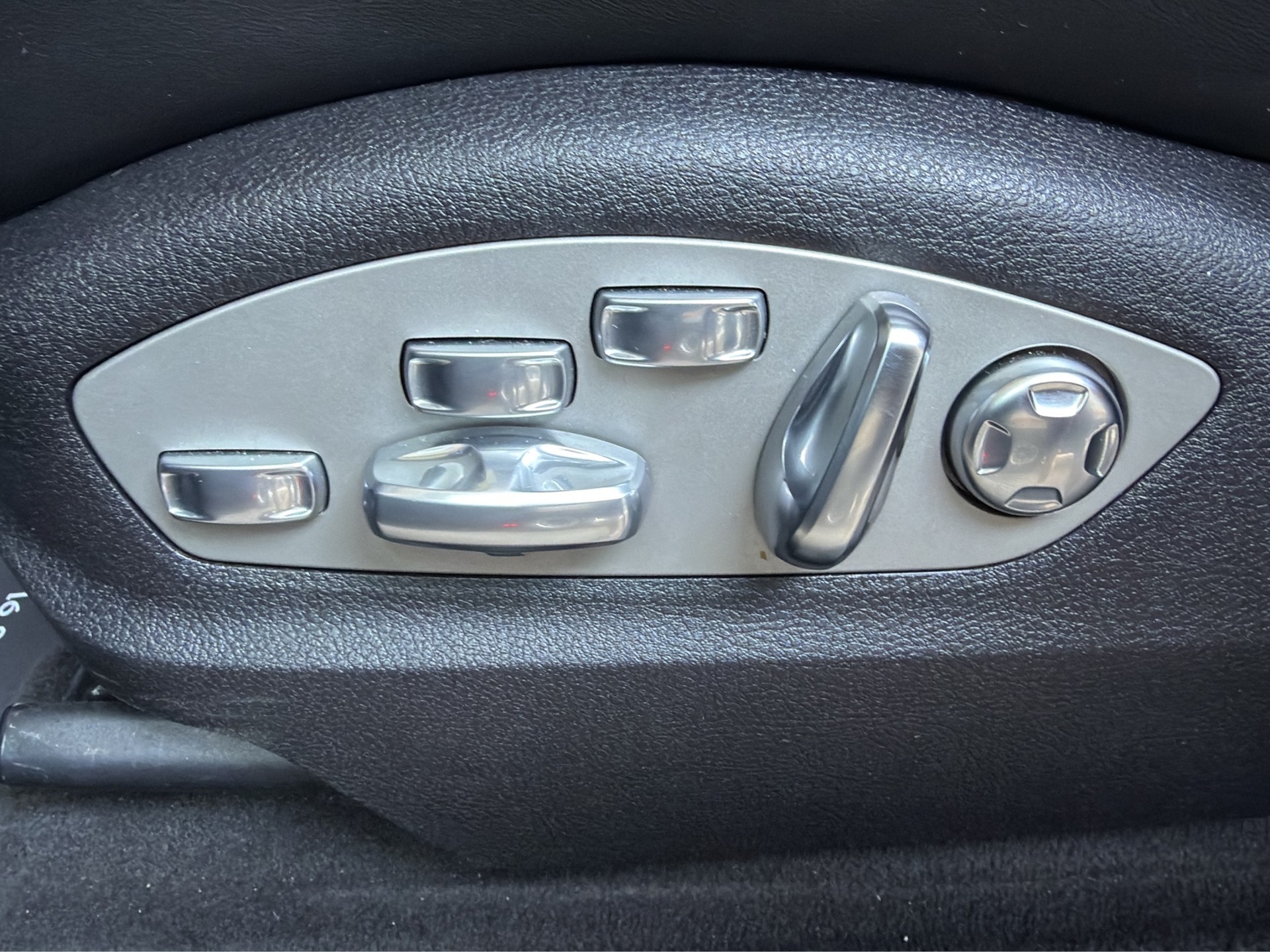 PORSCHE Macan 2.9 V6 GTS-image-12