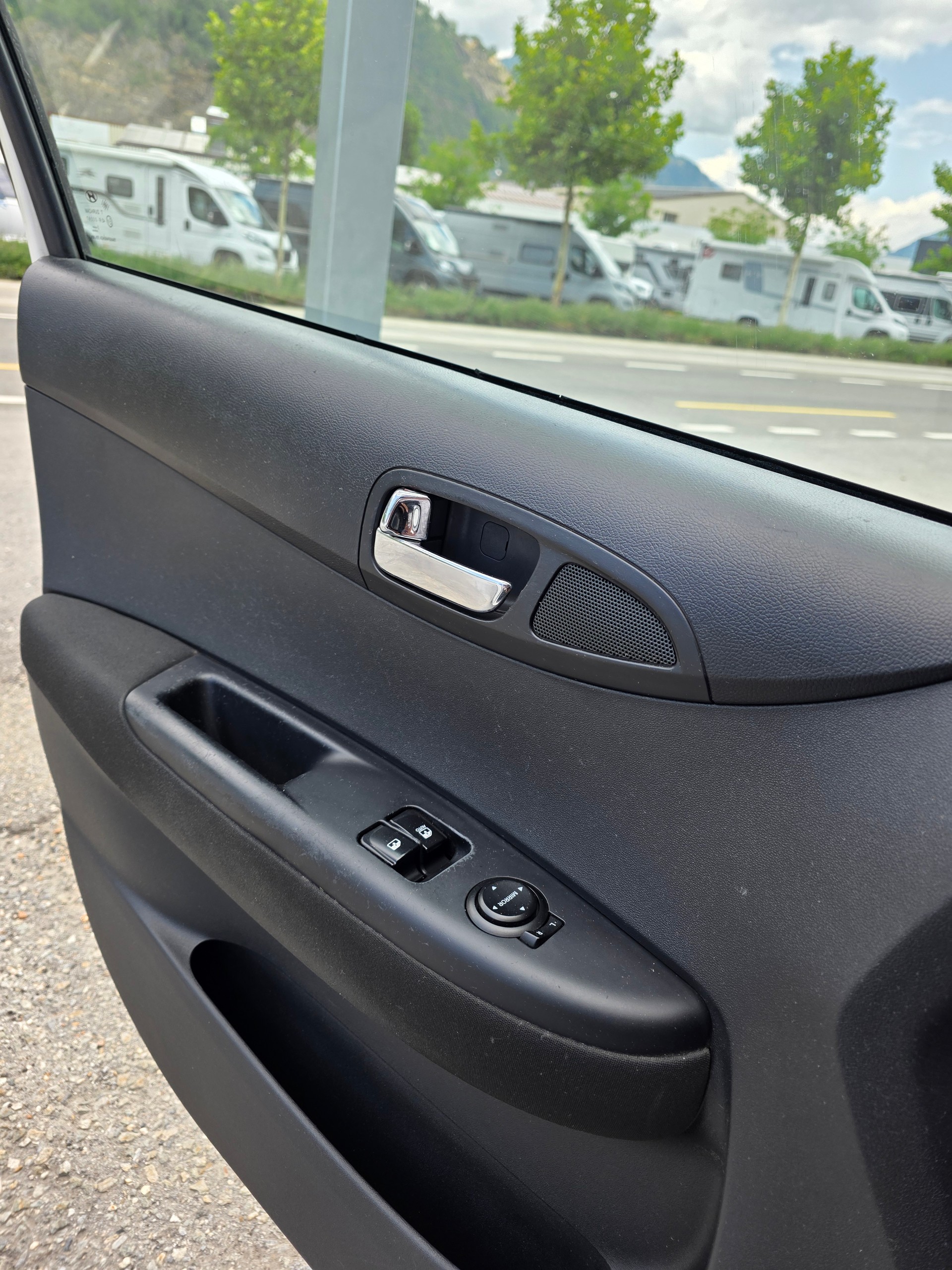 HYUNDAI i20 1.2 GO!-image-14