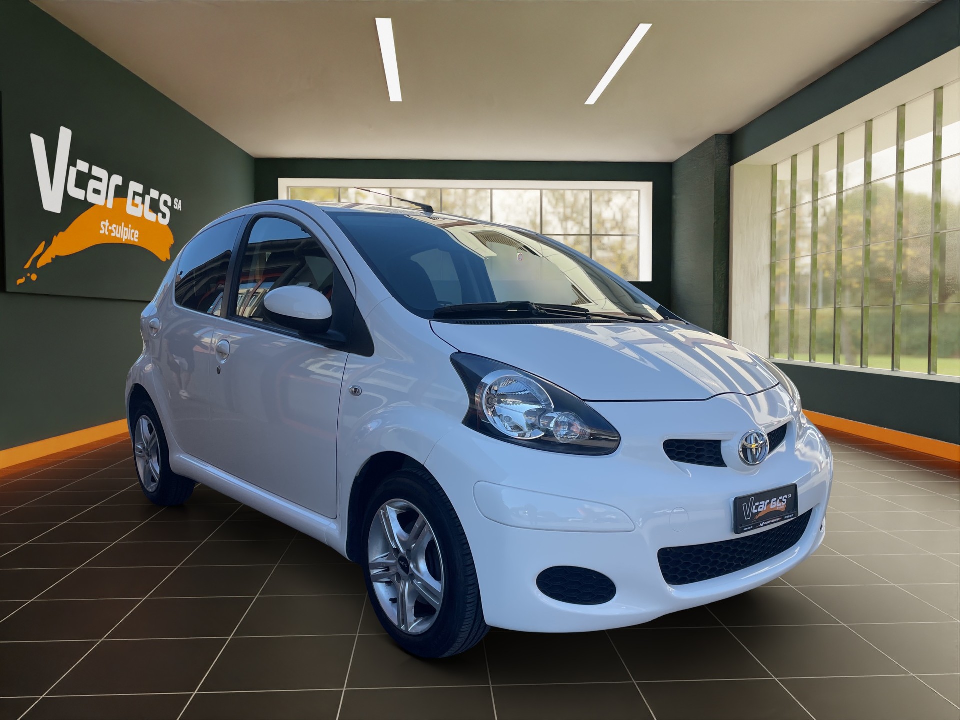 TOYOTA Aygo 1.0 Linea Luna-image-5