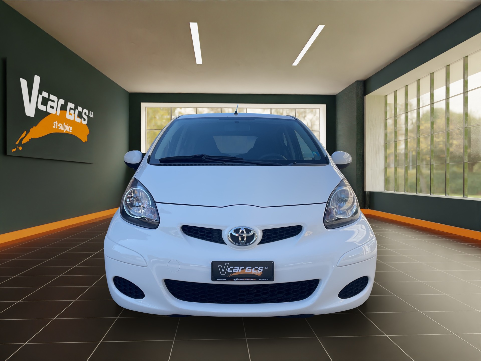 TOYOTA Aygo 1.0 Linea Luna-image-6