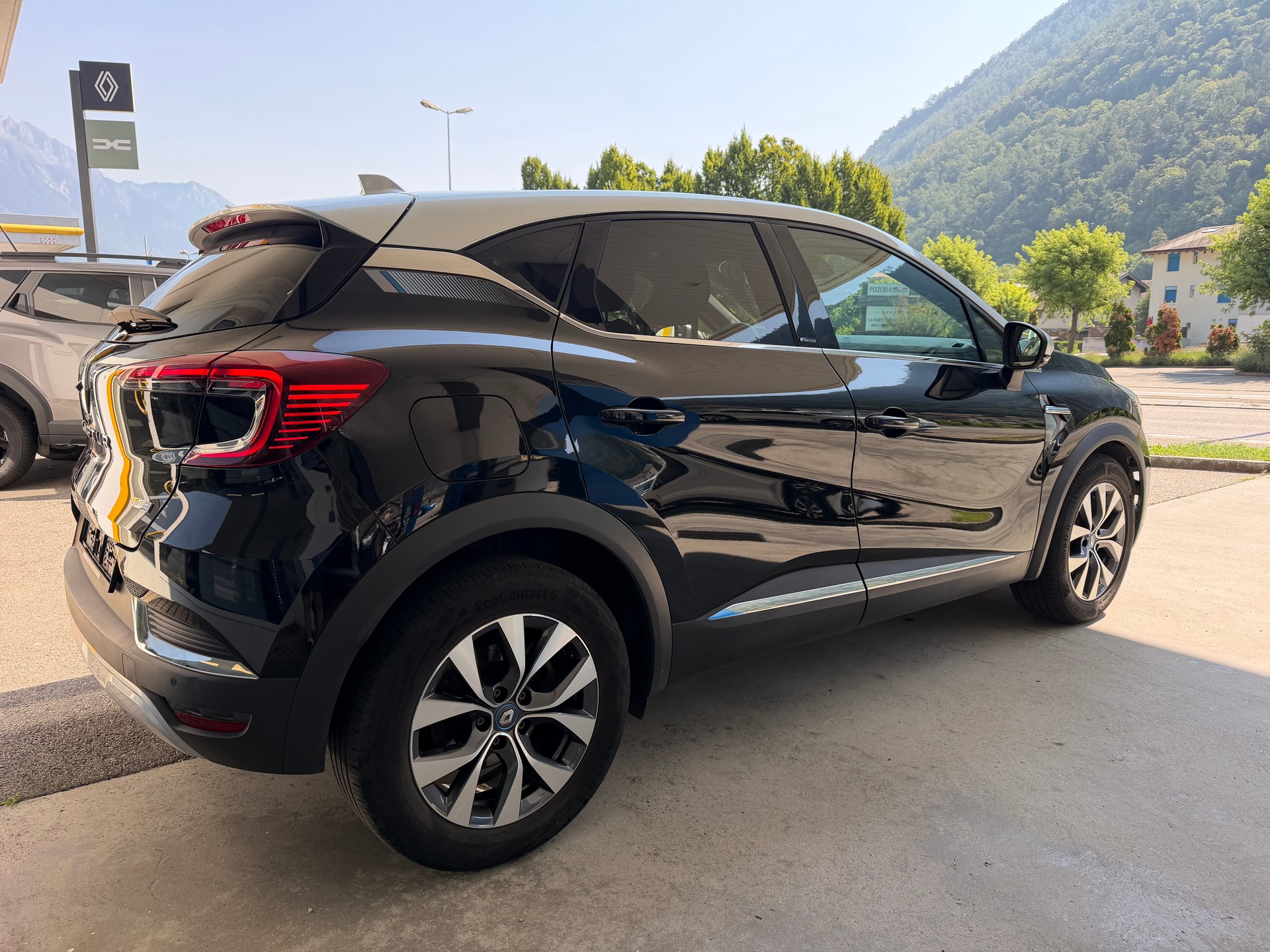 RENAULT Captur 1.6 E-Tech Edition1 DHT-image-2