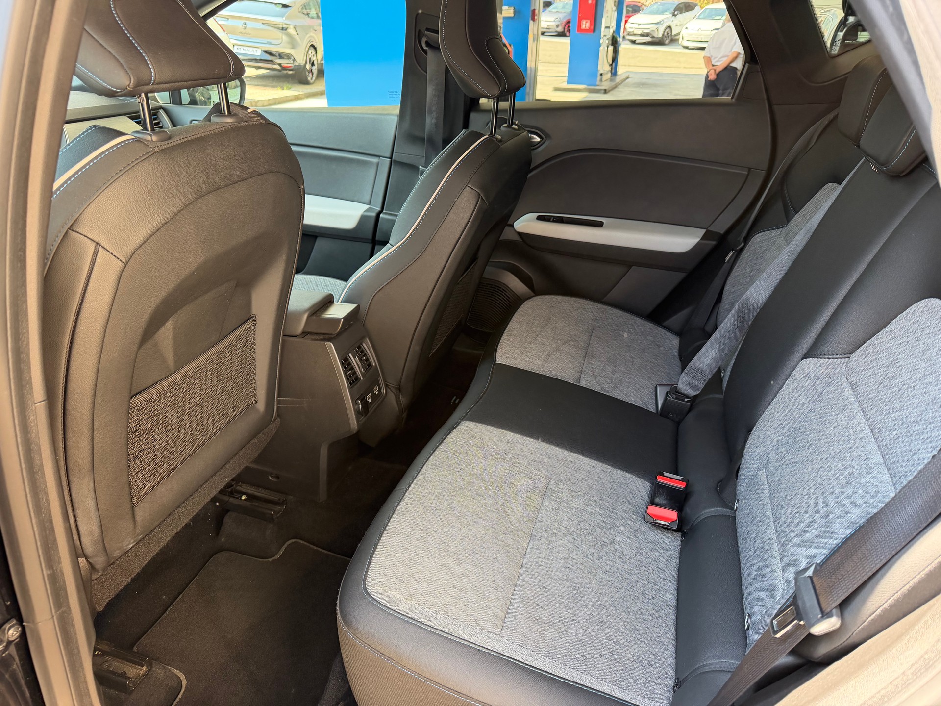 RENAULT Captur 1.6 E-Tech Edition1 DHT-image-6