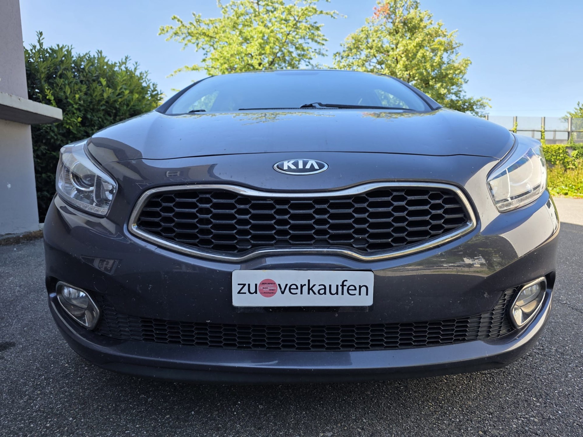 KIA Cee'd 1.6 GDi Classic-image-1