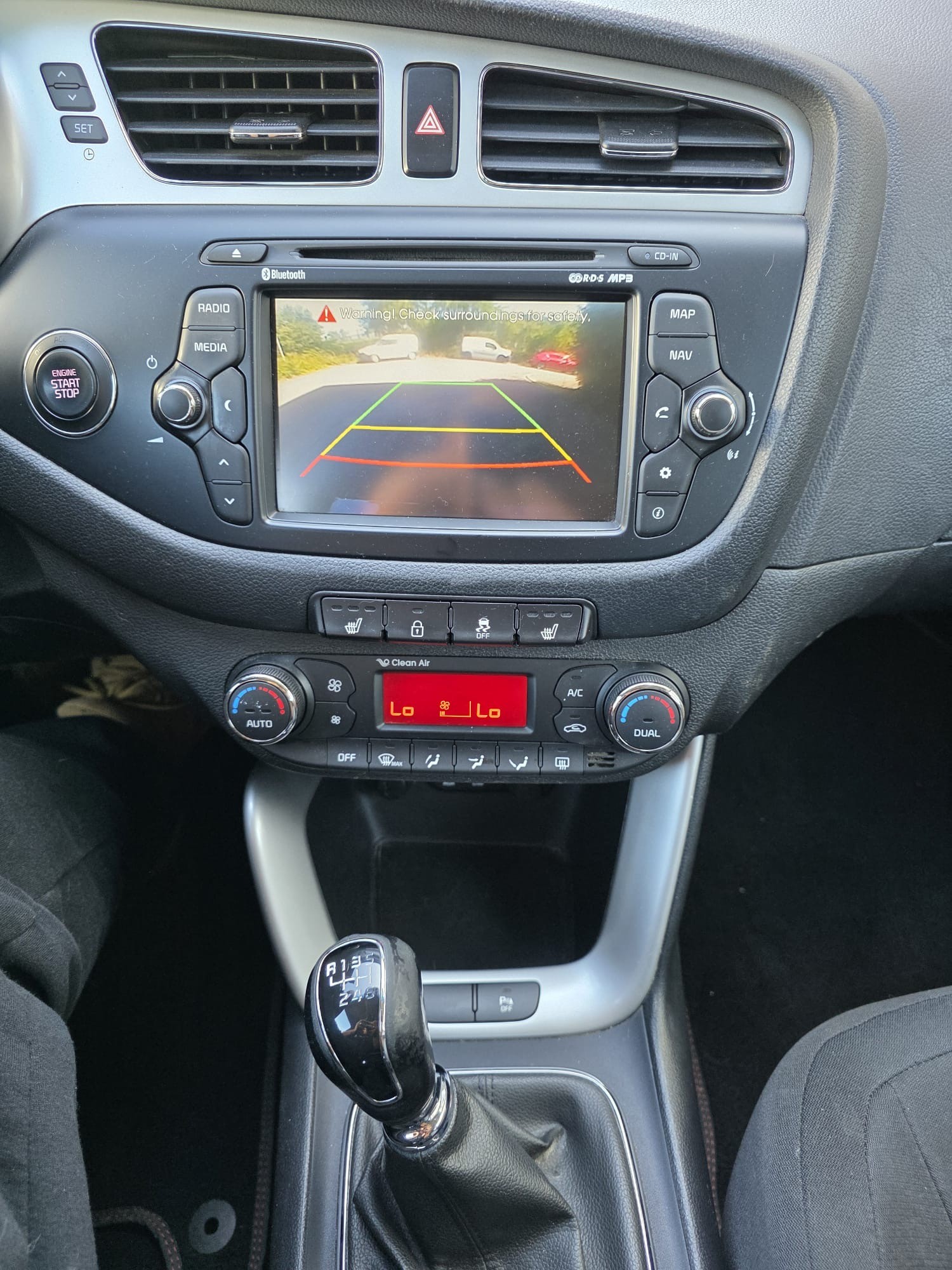 KIA Cee'd 1.6 GDi Classic-image-11