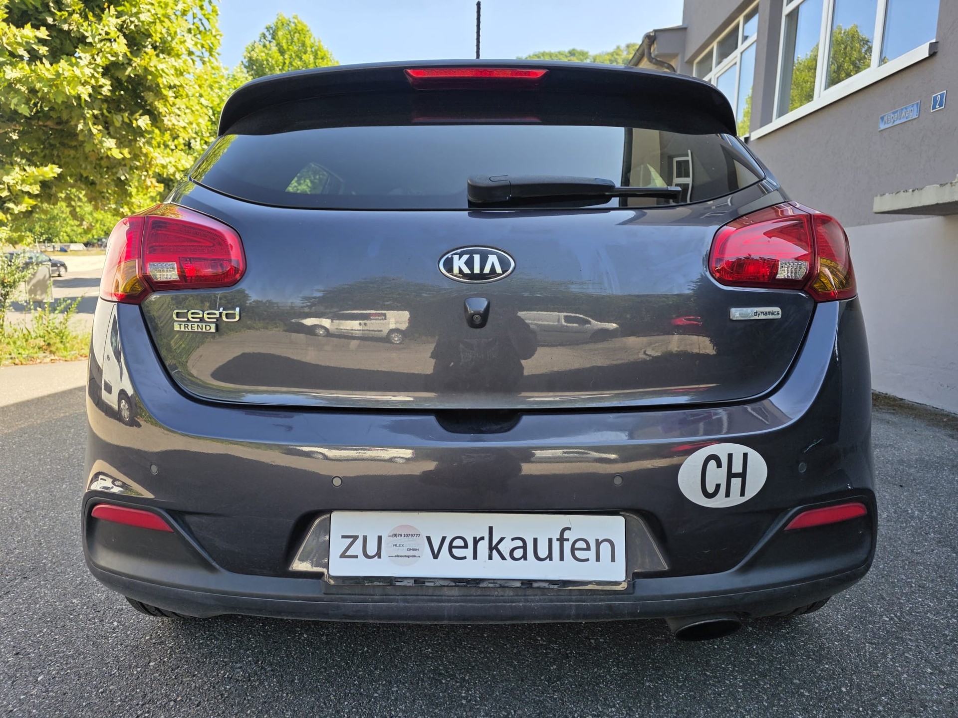 KIA Cee'd 1.6 GDi Classic-image-4