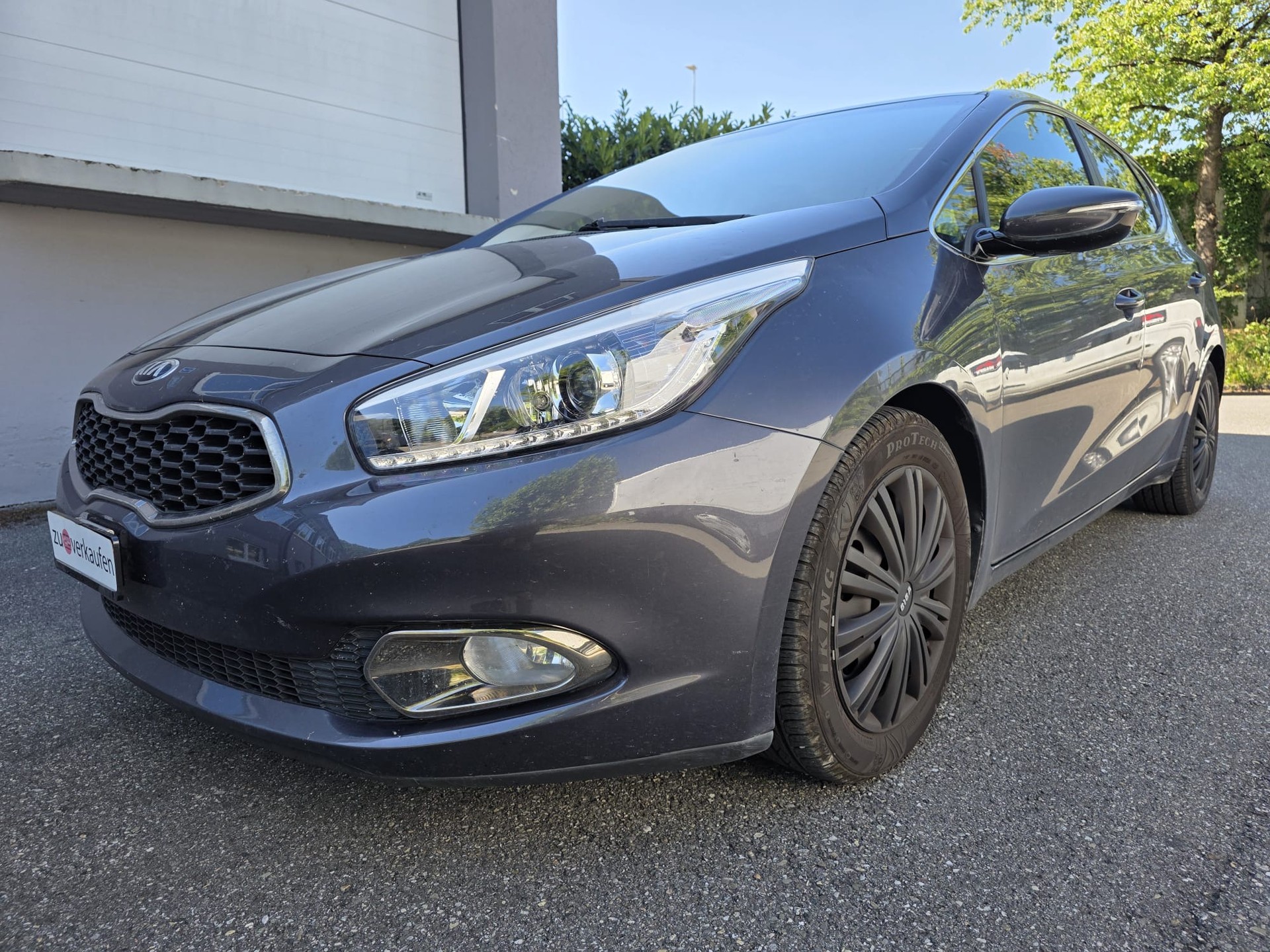 KIA Cee'd 1.6 GDi Classic-image-0