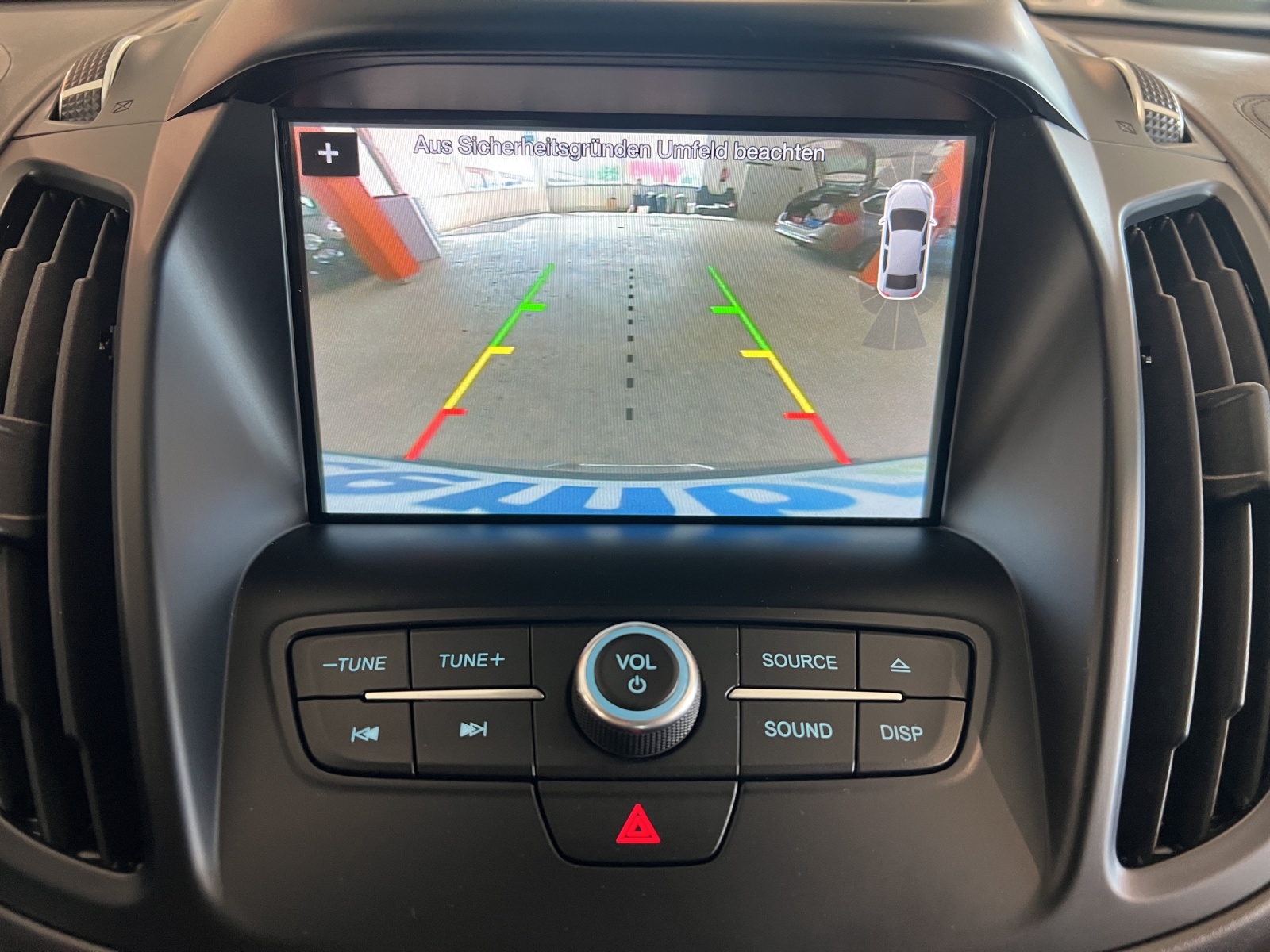 FORD Kuga 2.0 TDCi Vignale 4WD PowerShift-image-13