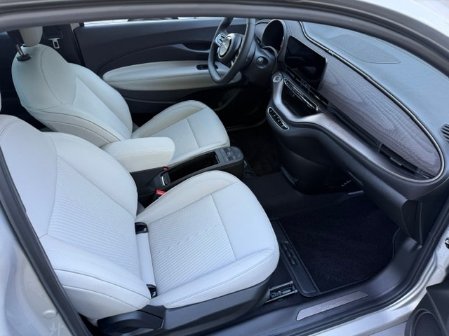 FIAT 500 electric 87 kW Armani-image-8