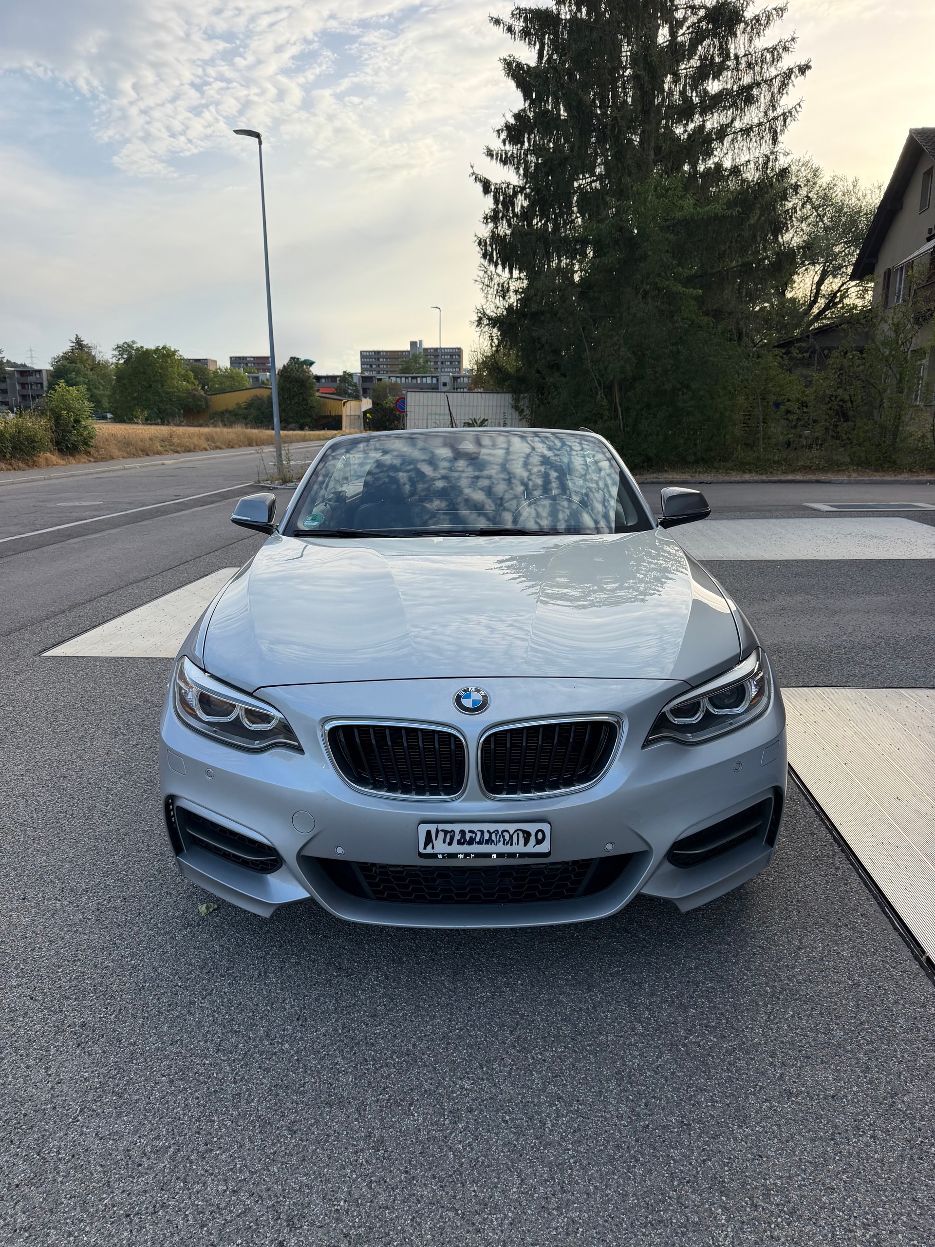BMW M235i xDrive SAG-image-9
