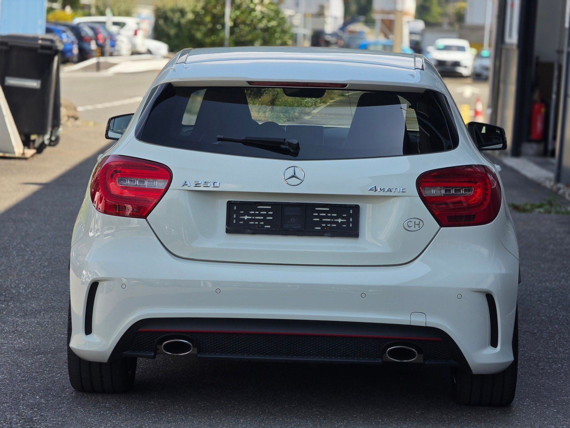 MERCEDES-BENZ A 250 Sport 4Matic 7G-DCT-image-3