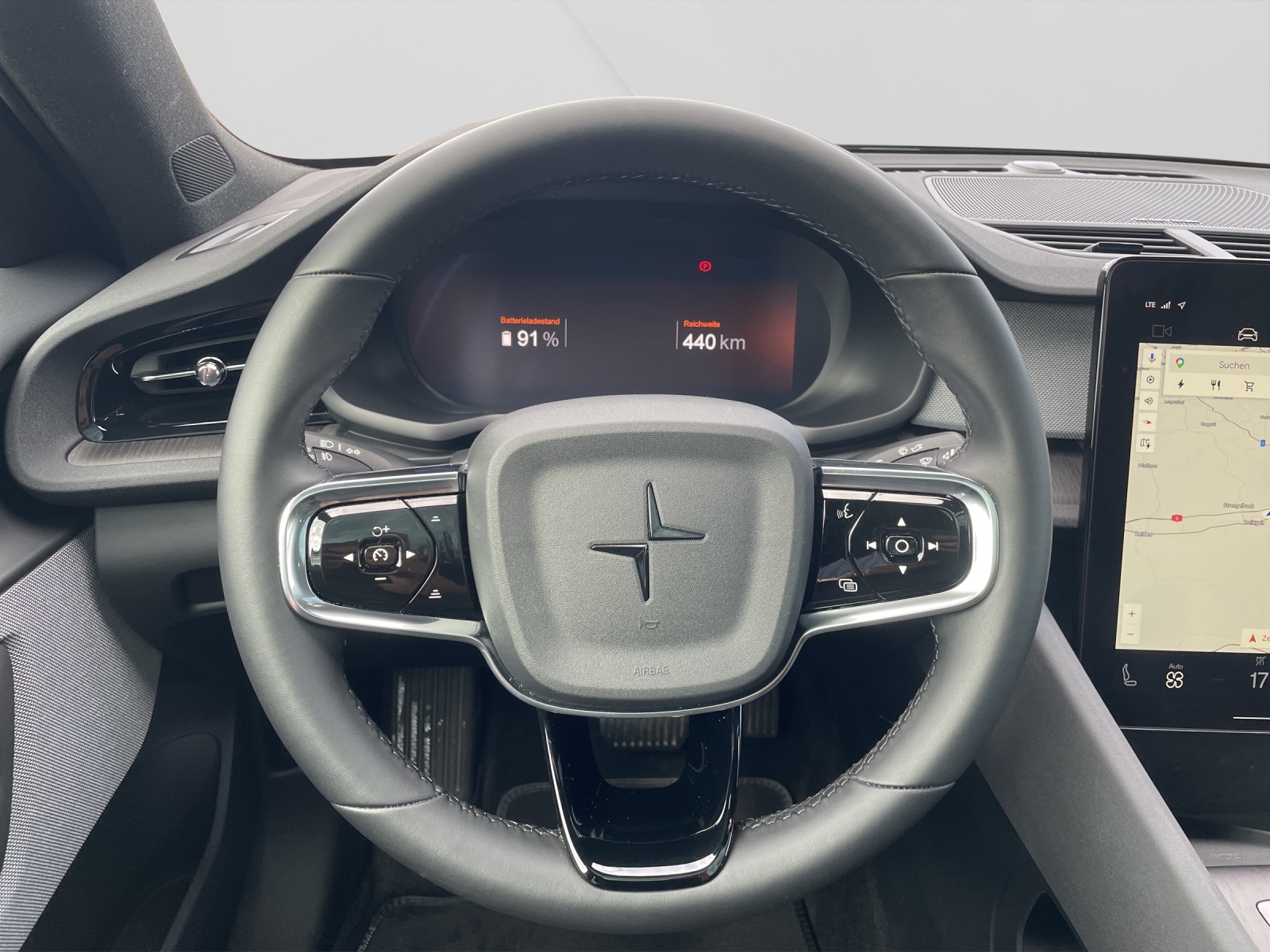 POLESTAR 2 Long Range Dual Motor-image-11