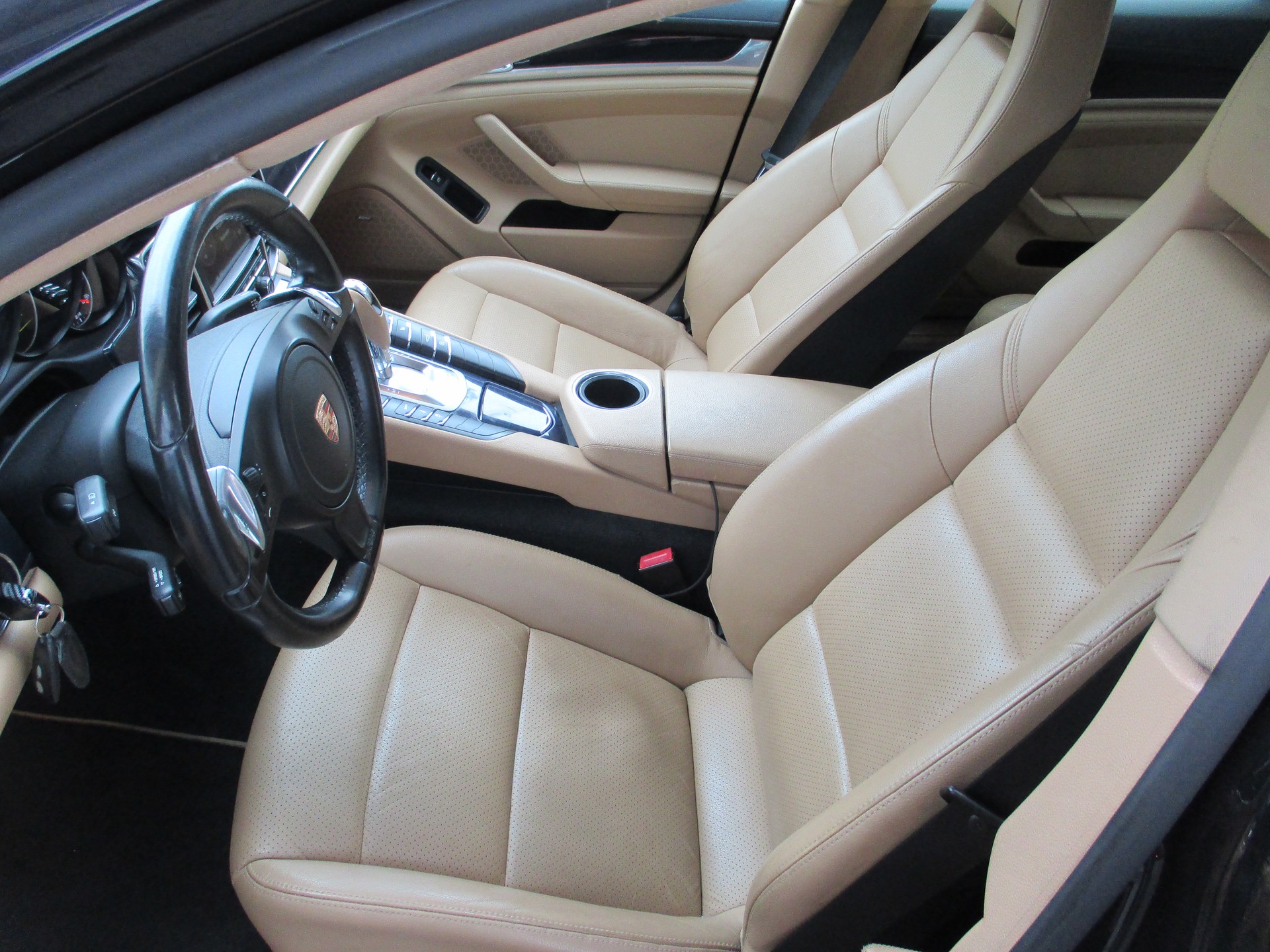 PORSCHE Panamera 4 3.6 Platinum Edition PDK-image-8