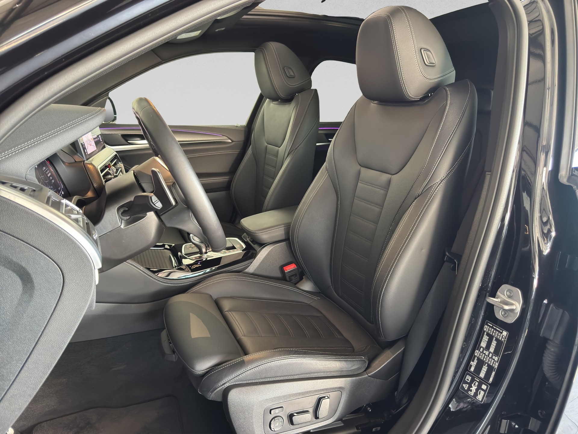 BMW X4 xDrive 48V 30d M Sport Steptronic-image-8