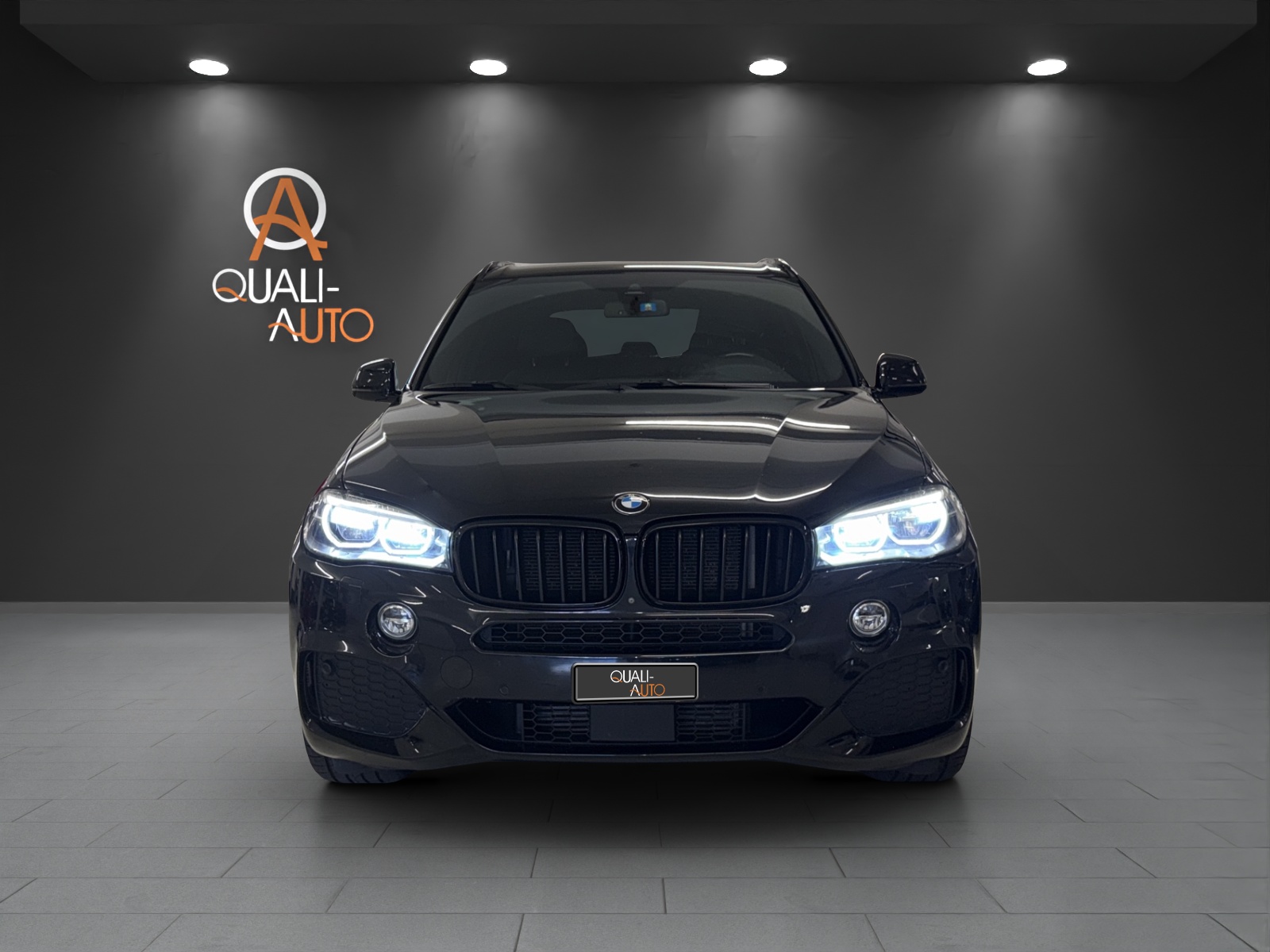 BMW X5 xDrive 40d M-Paket Steptronic-showroom-element-1