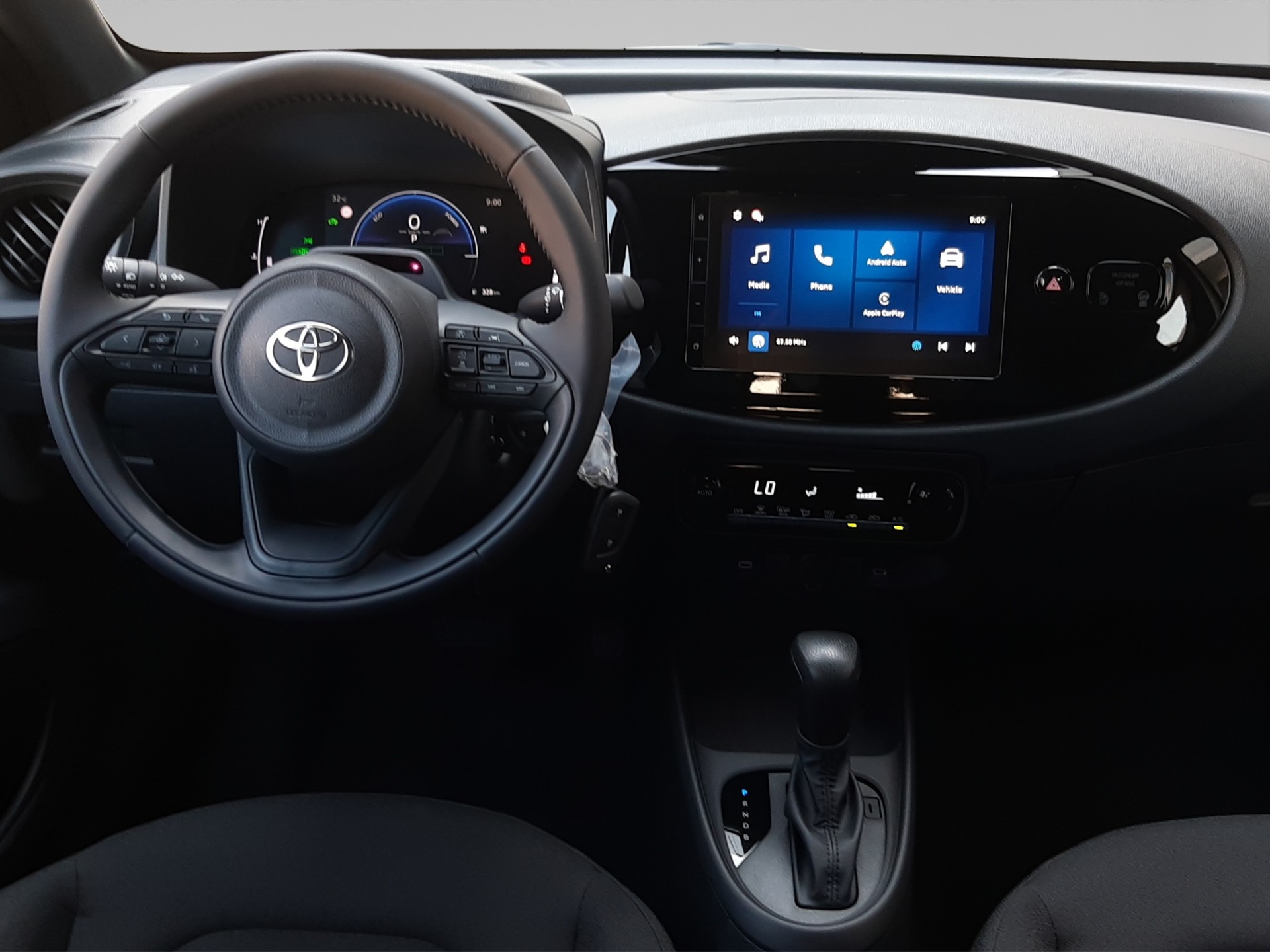 TOYOTA Aygo X 1.5 VVT-i HSD Comfort-image-11