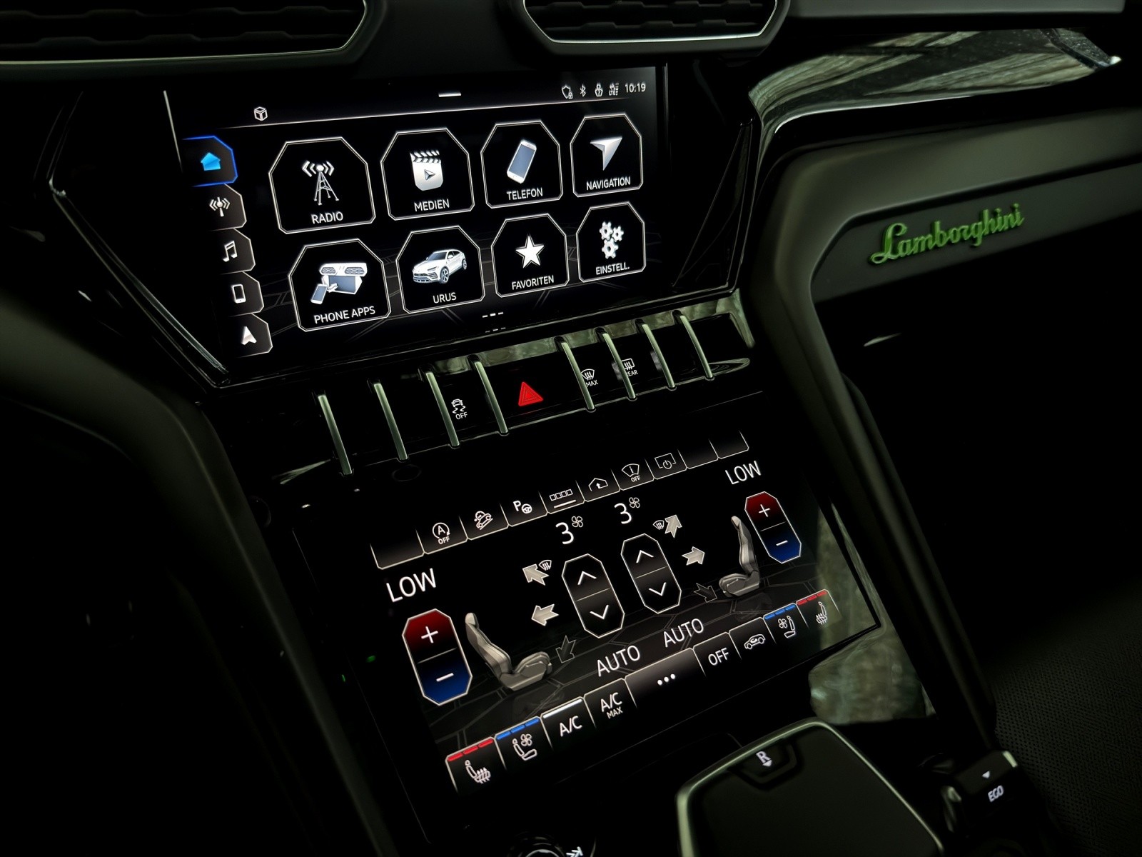 LAMBORGHINI Urus E-Gear-image-19
