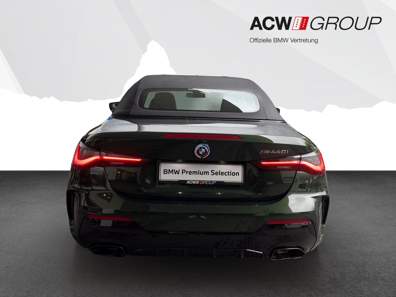 BMW M440i xDrive Cabrio-image-3