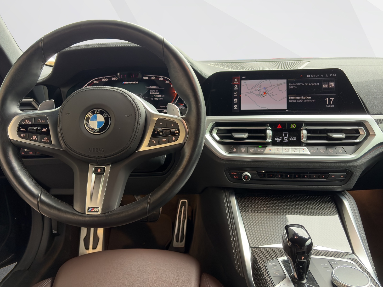 BMW M440i xDrive Cabrio-image-10