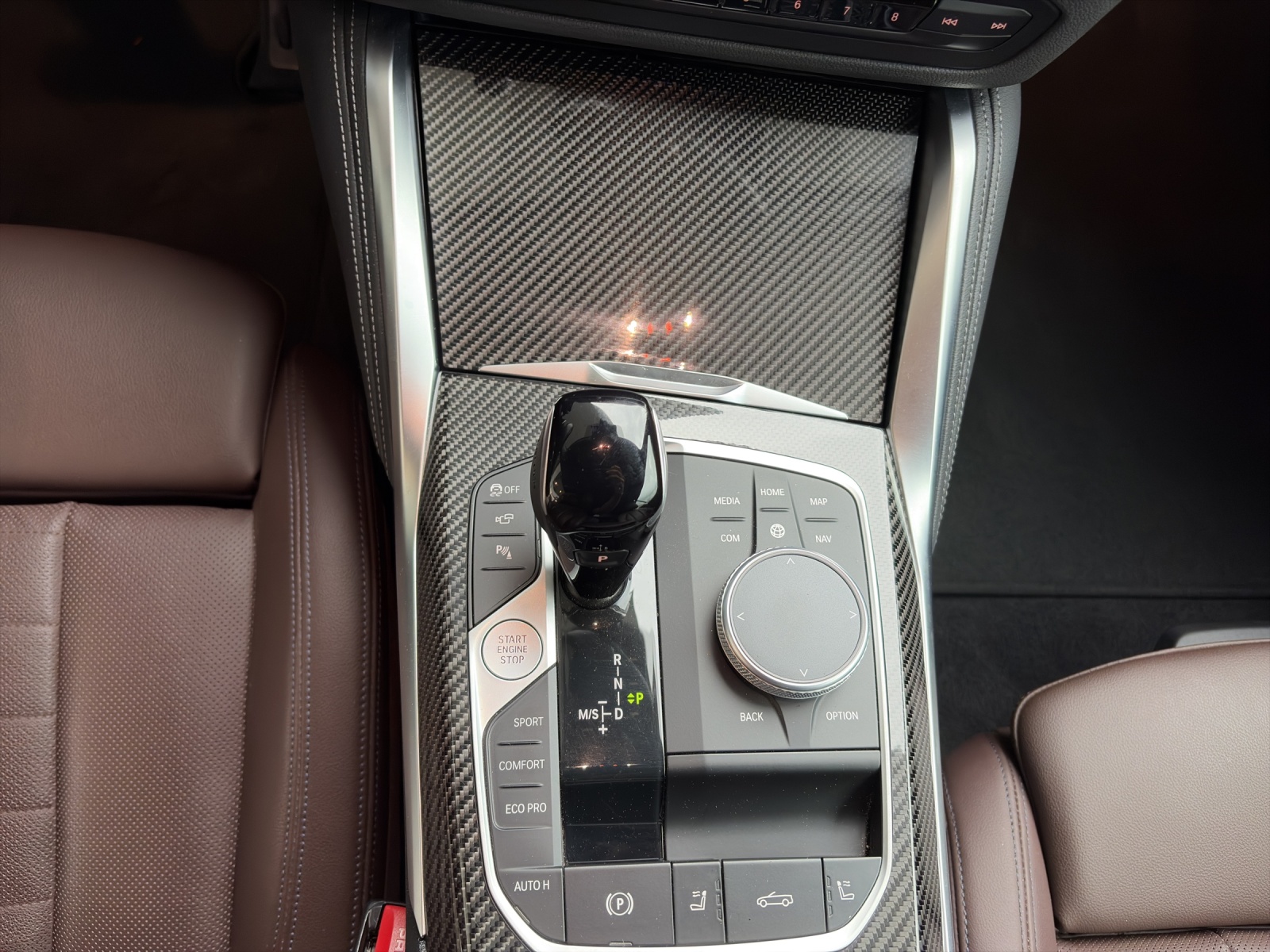 BMW M440i xDrive Cabrio-image-14