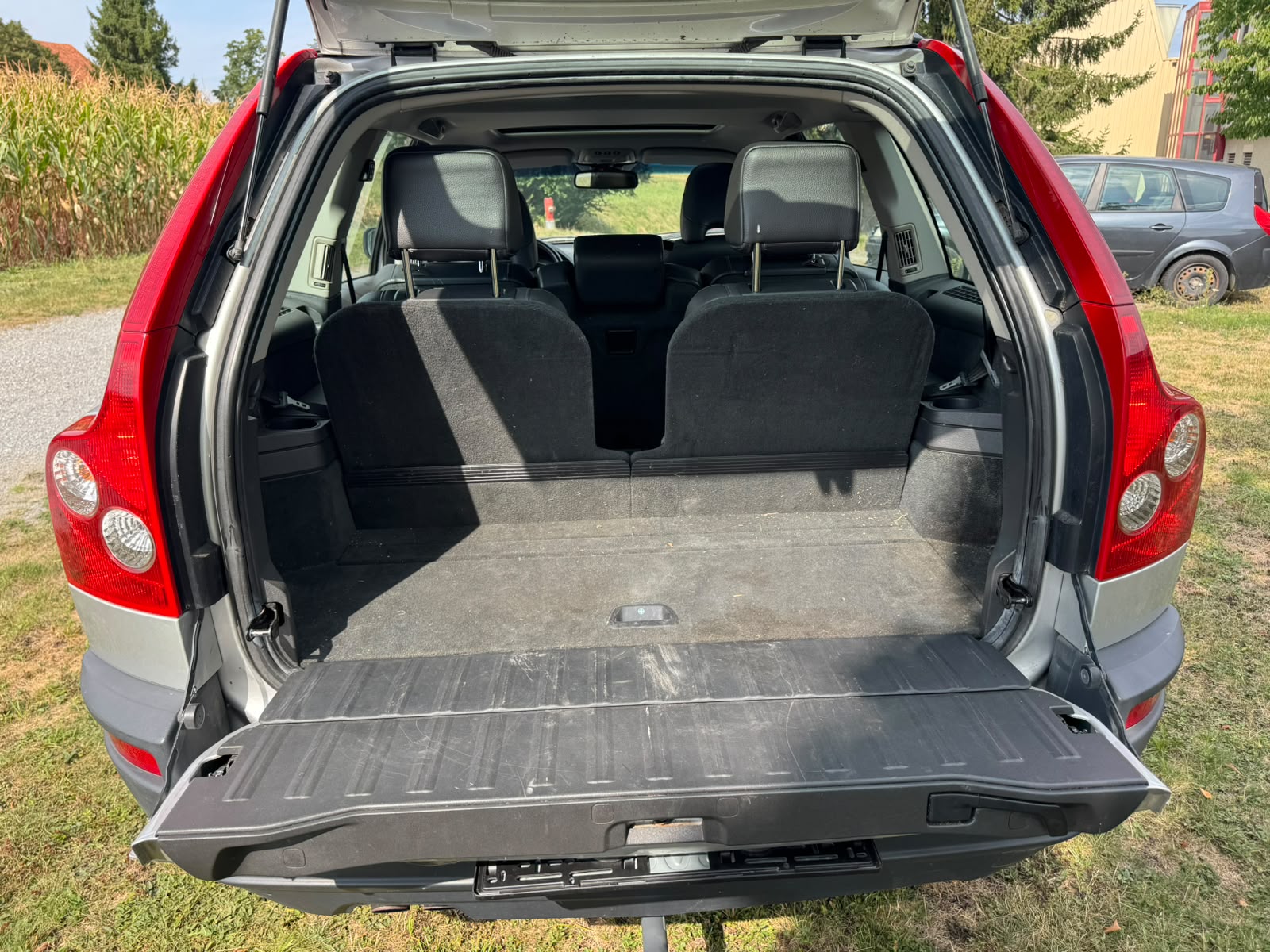 VOLVO XC90 AWD Momentum Geartronic-image-7