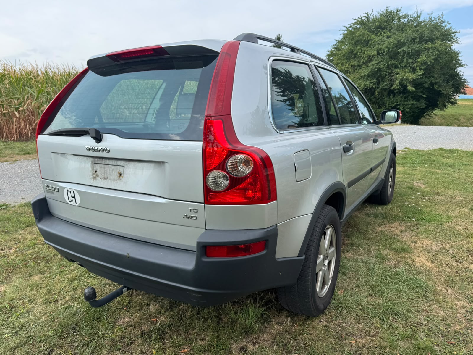 VOLVO XC90 AWD Momentum Geartronic-image-8