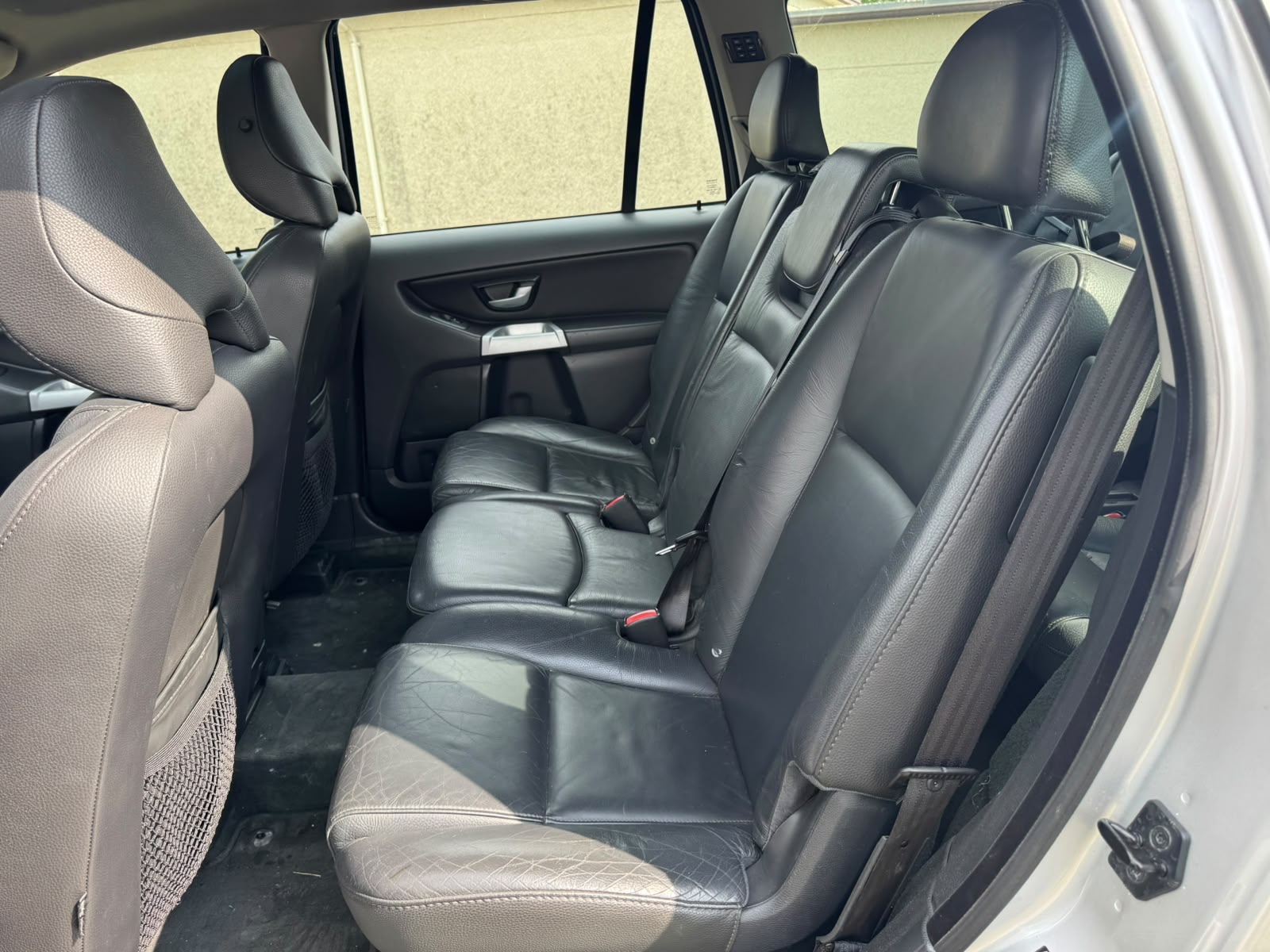 VOLVO XC90 AWD Momentum Geartronic-image-14