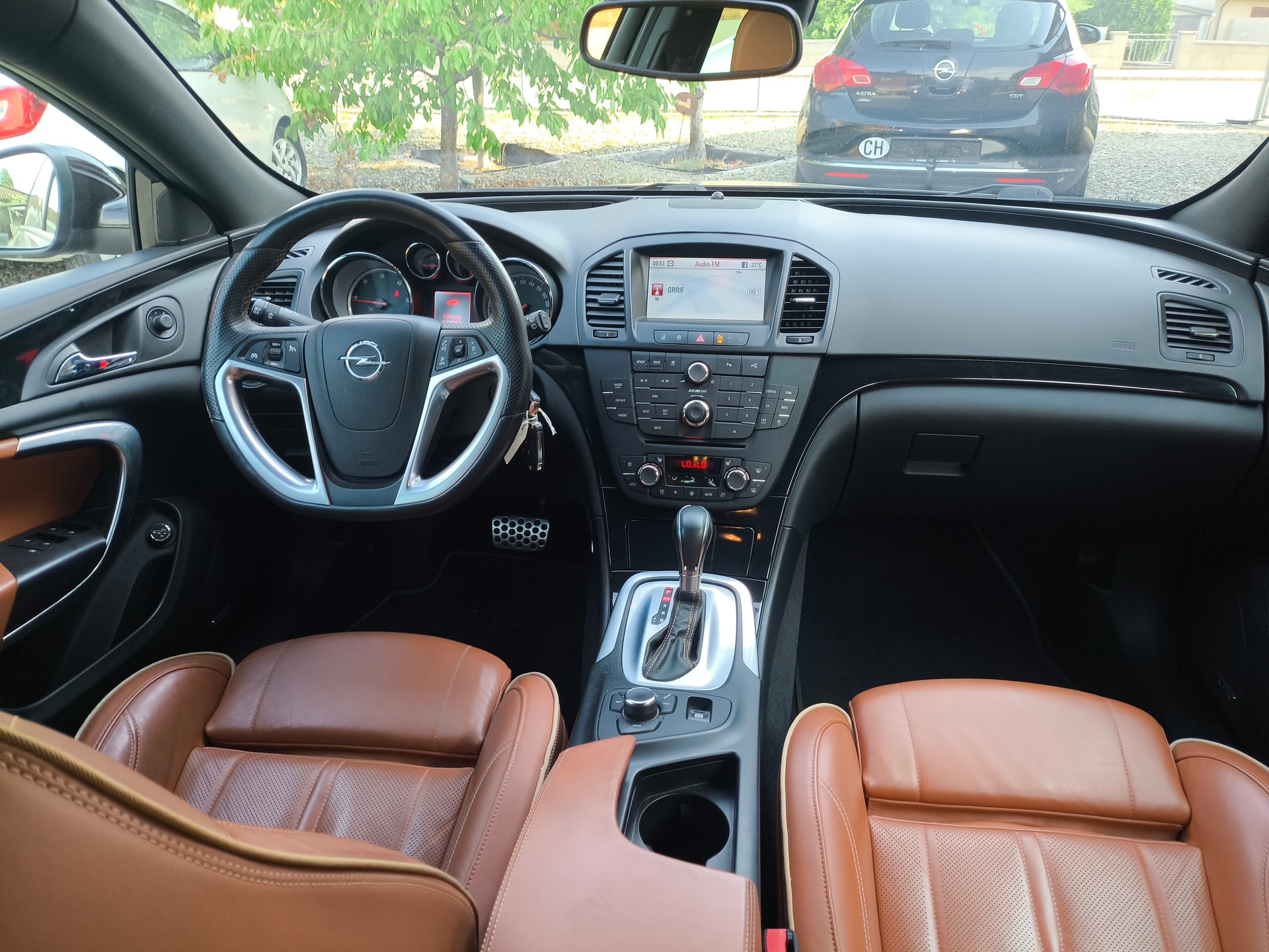 OPEL Insignia ST 2.0 CDTI Sport Edition Aut.-image-8