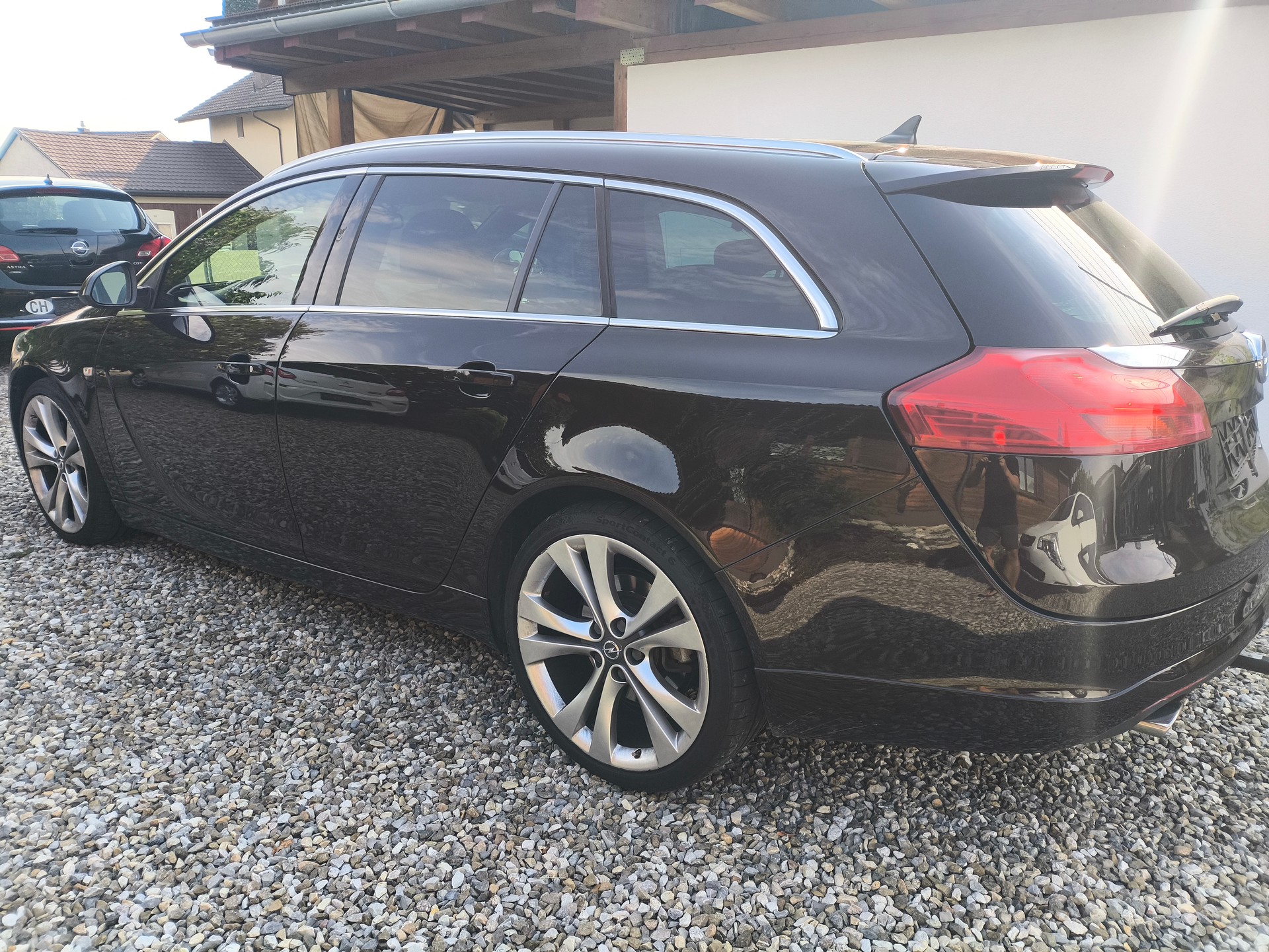 OPEL Insignia ST 2.0 CDTI Sport Edition Aut.-image-2