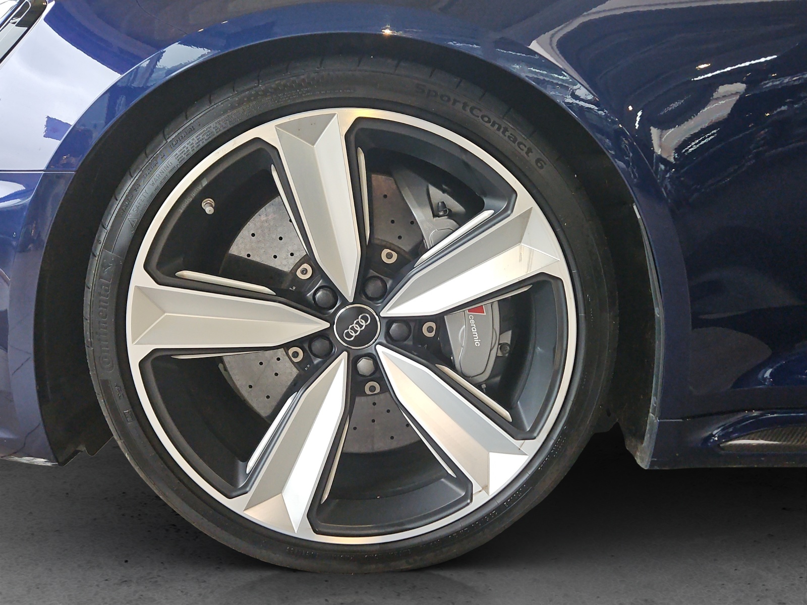 AUDI RS4 Avant 2.9 V6 TFSI quattro T-Tronic-image-16